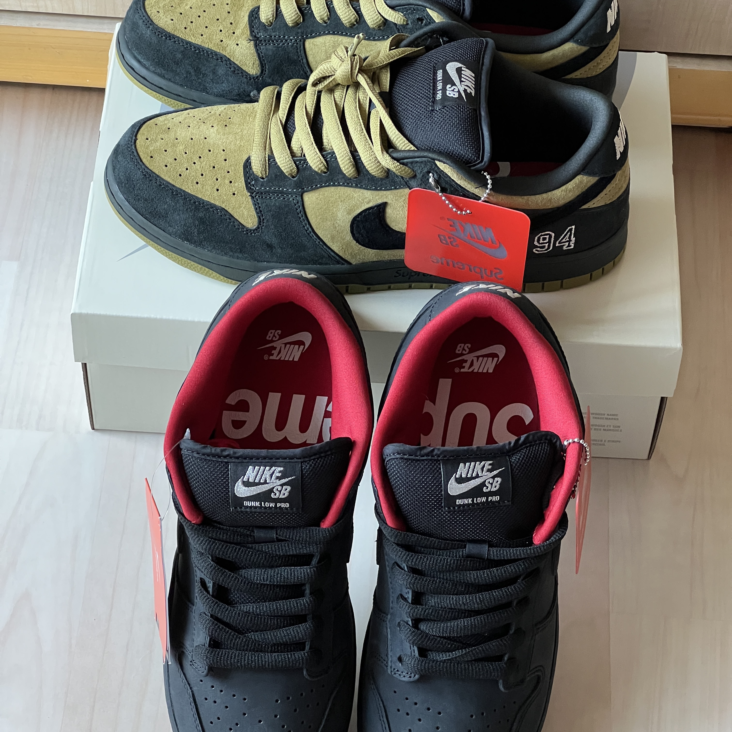 Nike x Supreme SB Dunk Low Camper Green, Nike x Supreme SB Dunk Low Black 착용 스타일