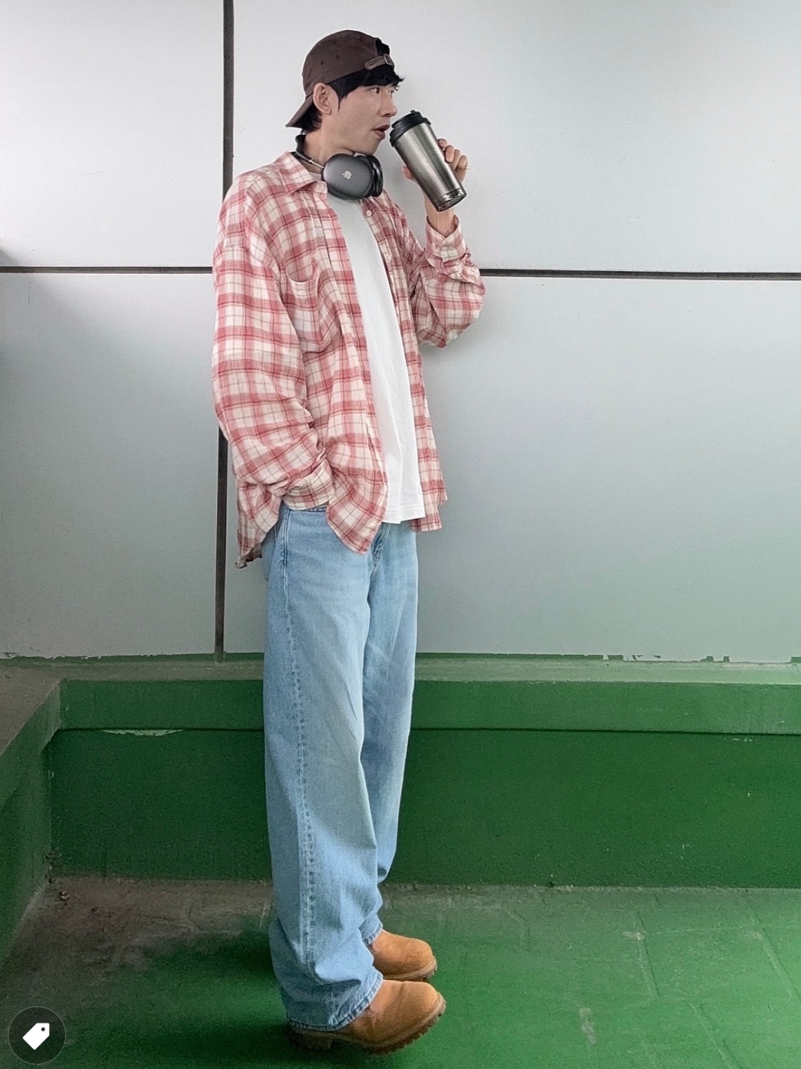 Dr. Martens 1461 Ambassador Black, Uniqlo x JW Anderson Straight Jean Blue - KR 착용 스타일 - 5