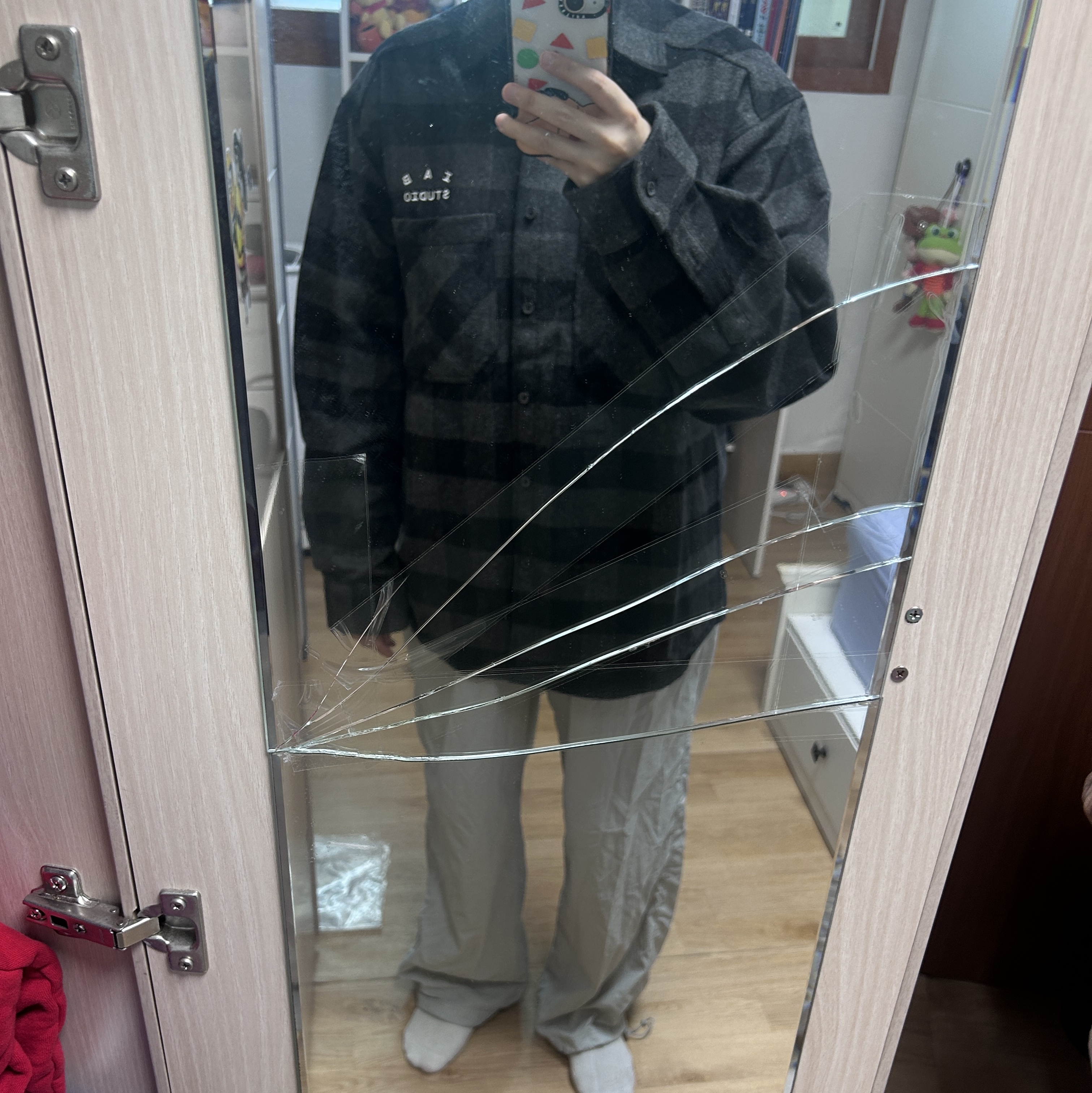 IAB Studio Gingham Check Shirt Black White 착용 스타일