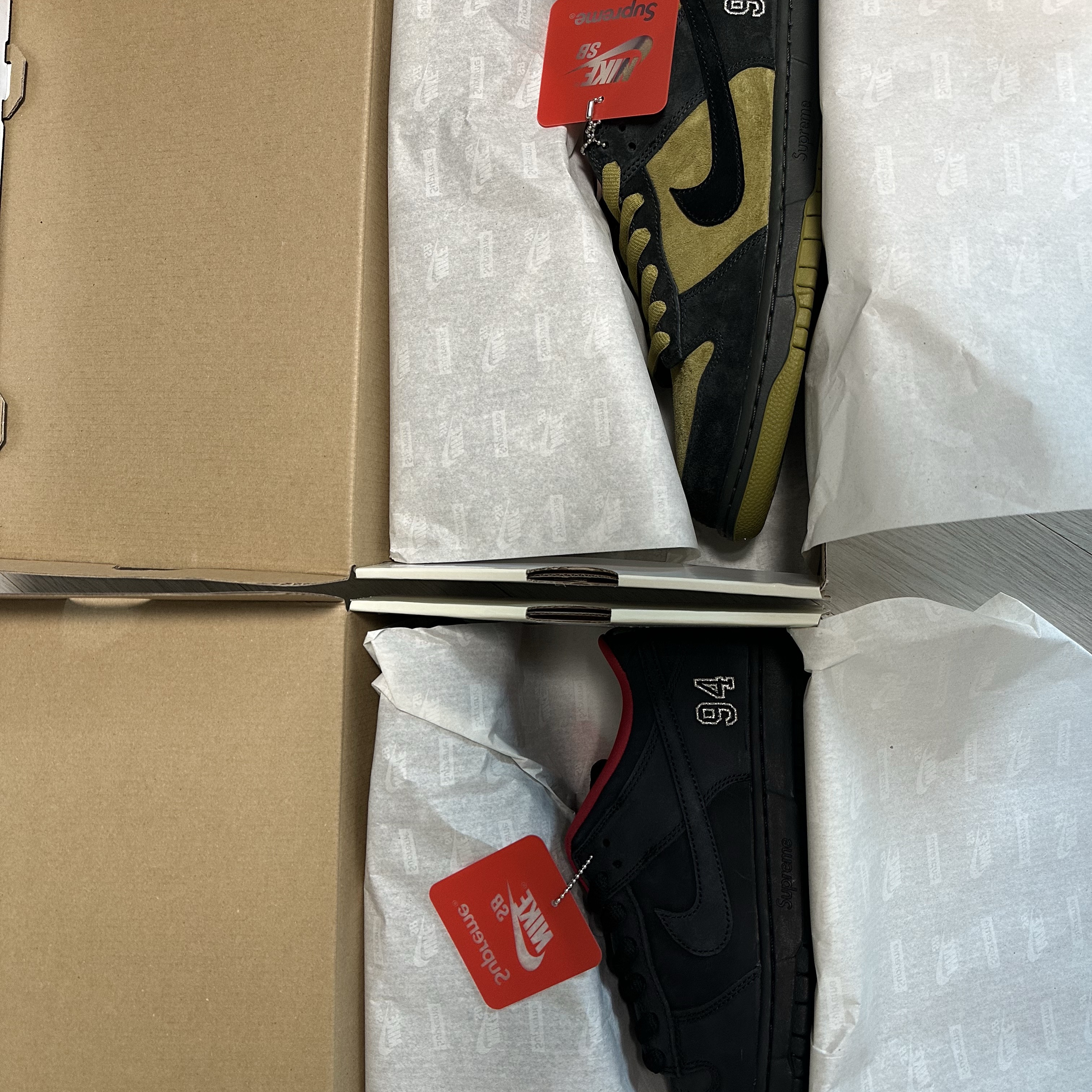 Nike x Supreme SB Dunk Low Camper Green, Nike x Supreme SB Dunk Low Black 착용 스타일
