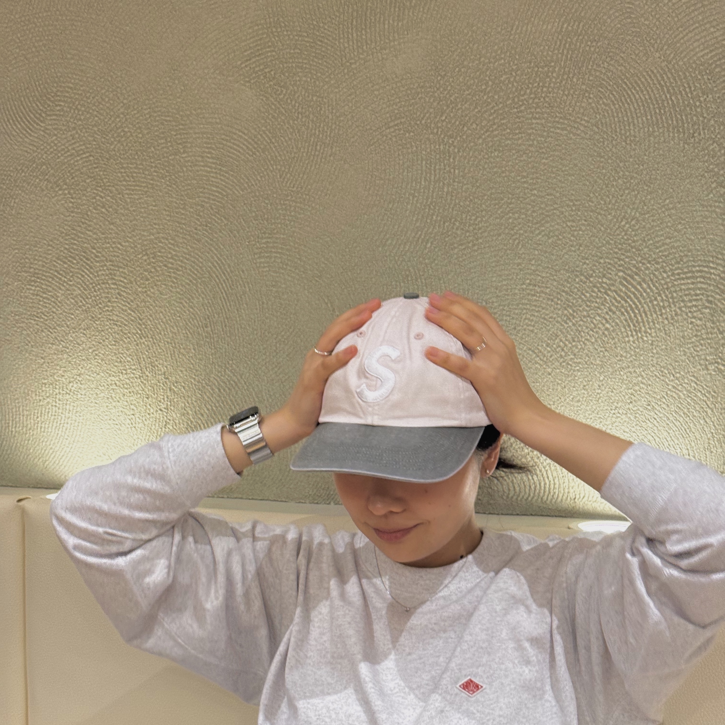 Supreme Pigment Coated 2-Tone S Logo 6-Panel Light Pink - 25FW, Danton Plain Long Sleeve T-Shirt White 착용 스타일