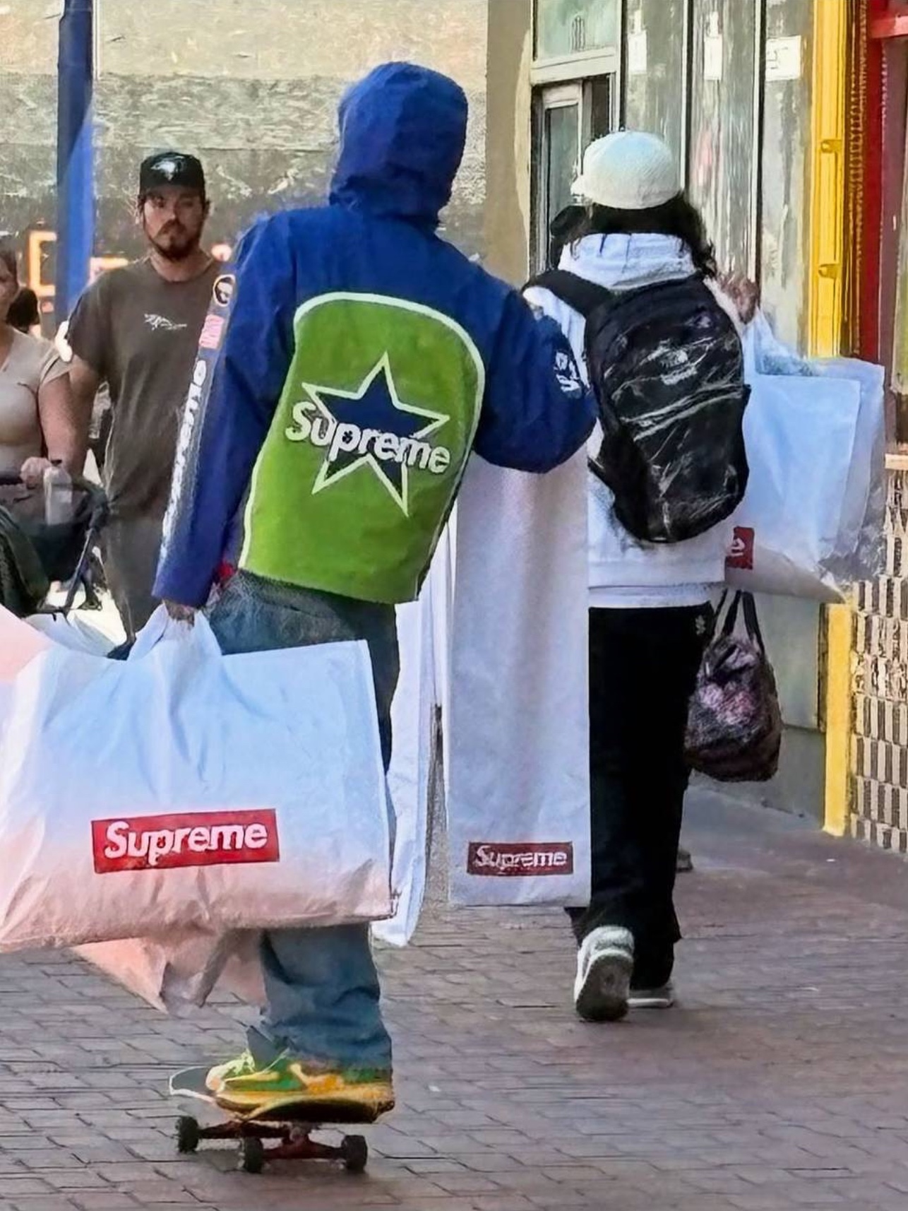 Supreme x Vanson Leathers Gore-Tex Shell Jacket Royal - 25FW 착용 스타일
