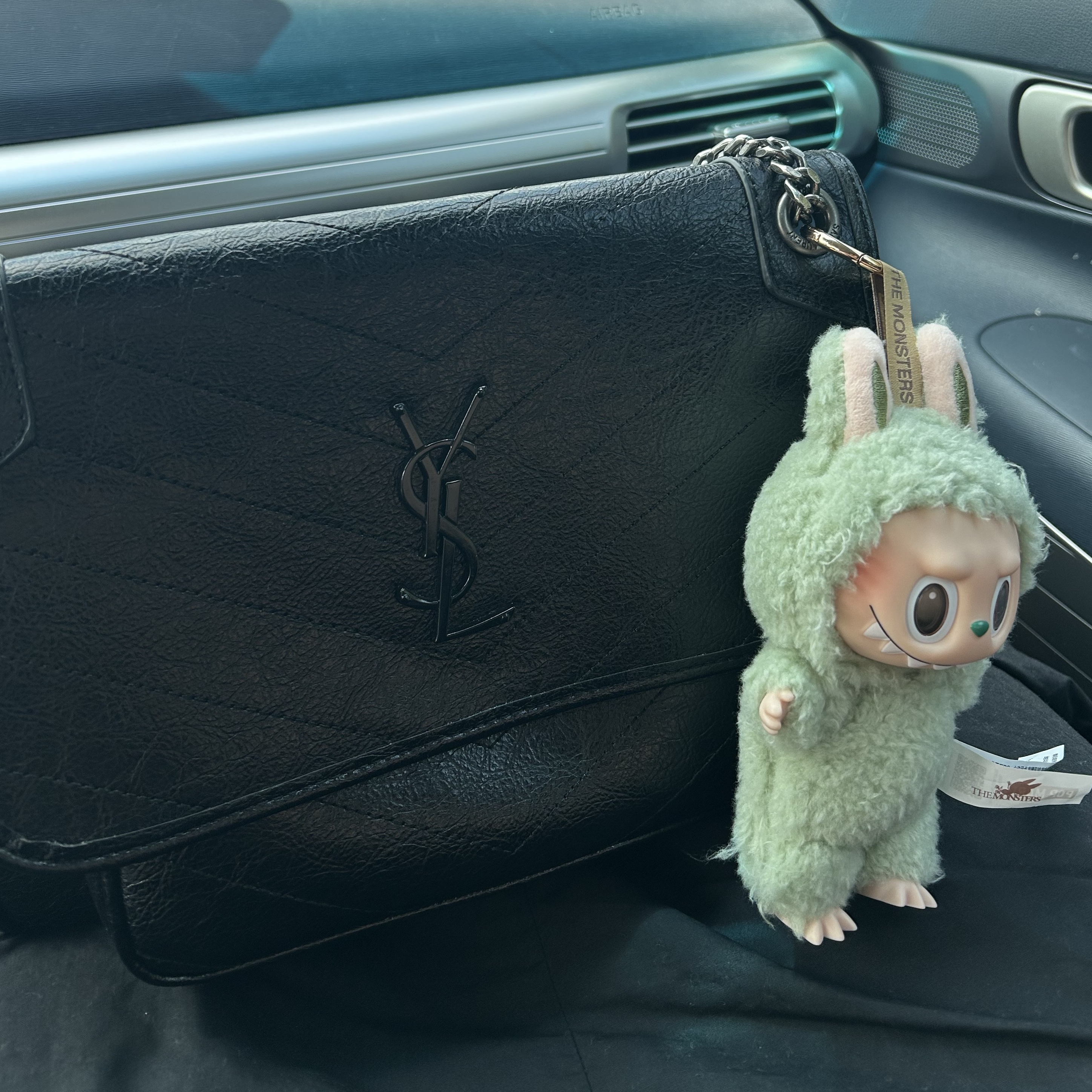 Pop Mart Labubu The Monsters Labubu Tasty Macarons Series Green Grape Keyring, Saint Laurent Black Monogram Niki Medium Bag with Black Chain Strap in Crinkled Vintage Leather Black 착용 스타일