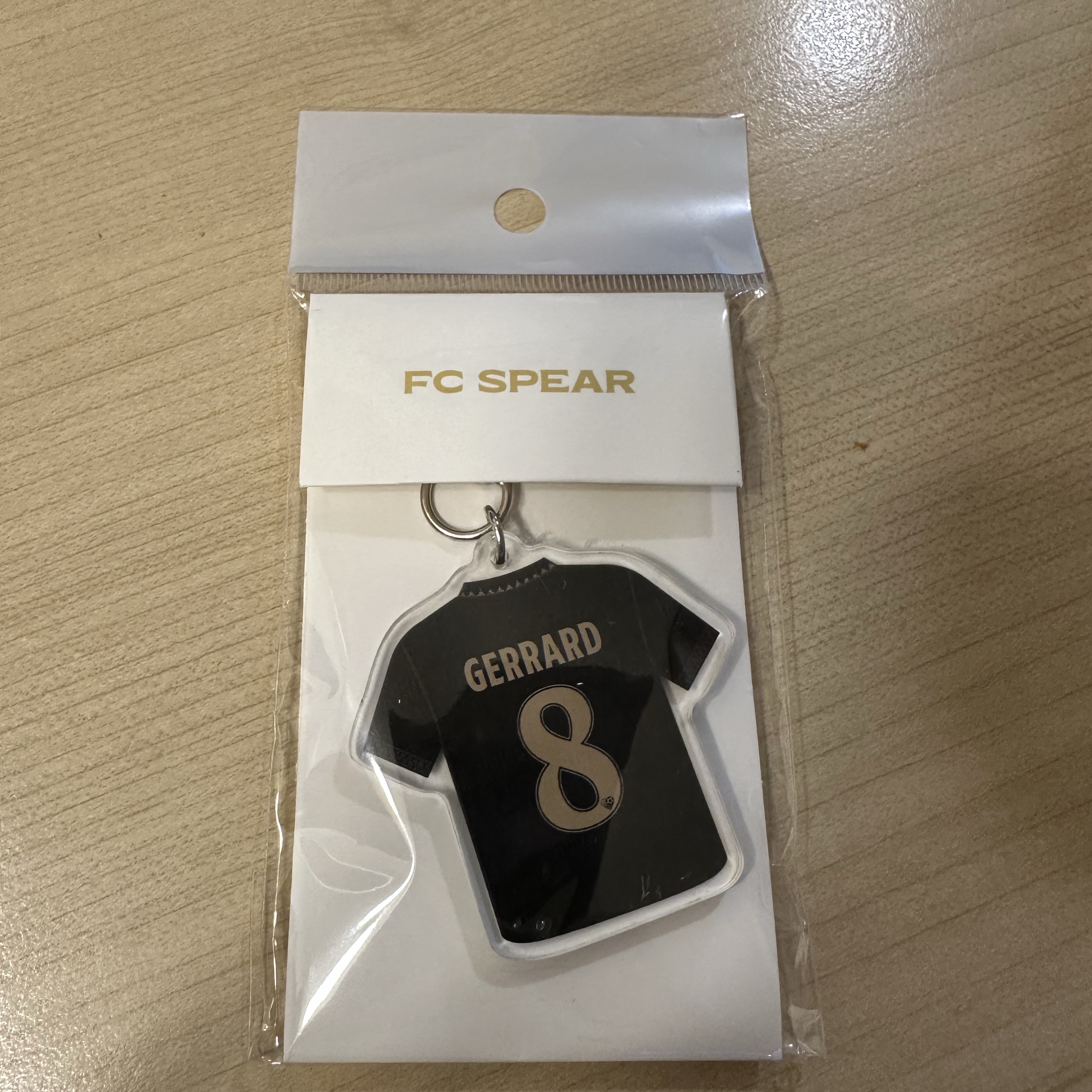 [PRE-ORDER] FC SPEAR Acrylic Uniform Keyring Black 착용 스타일