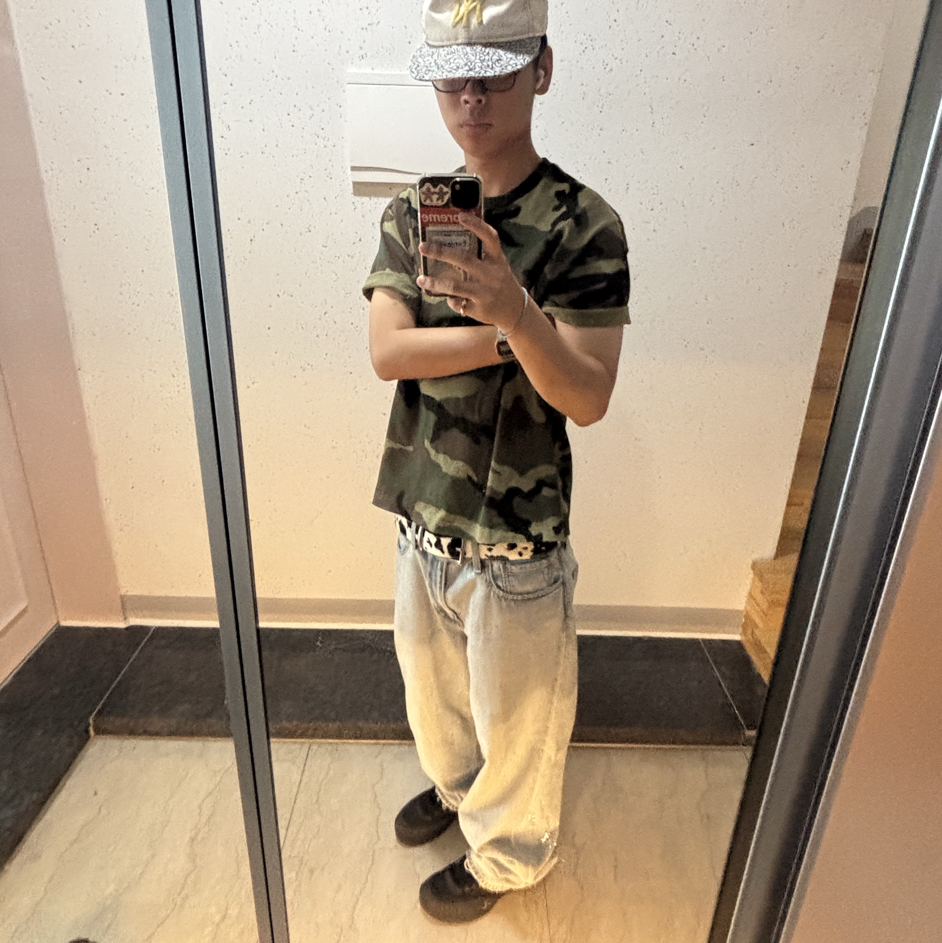 Nike Air Max Dn SE Sky Blue Chamois Hyper Blue, (W) Uniqlo U Crewneck T-Shirt Pink - KR 착용 스타일 - 3