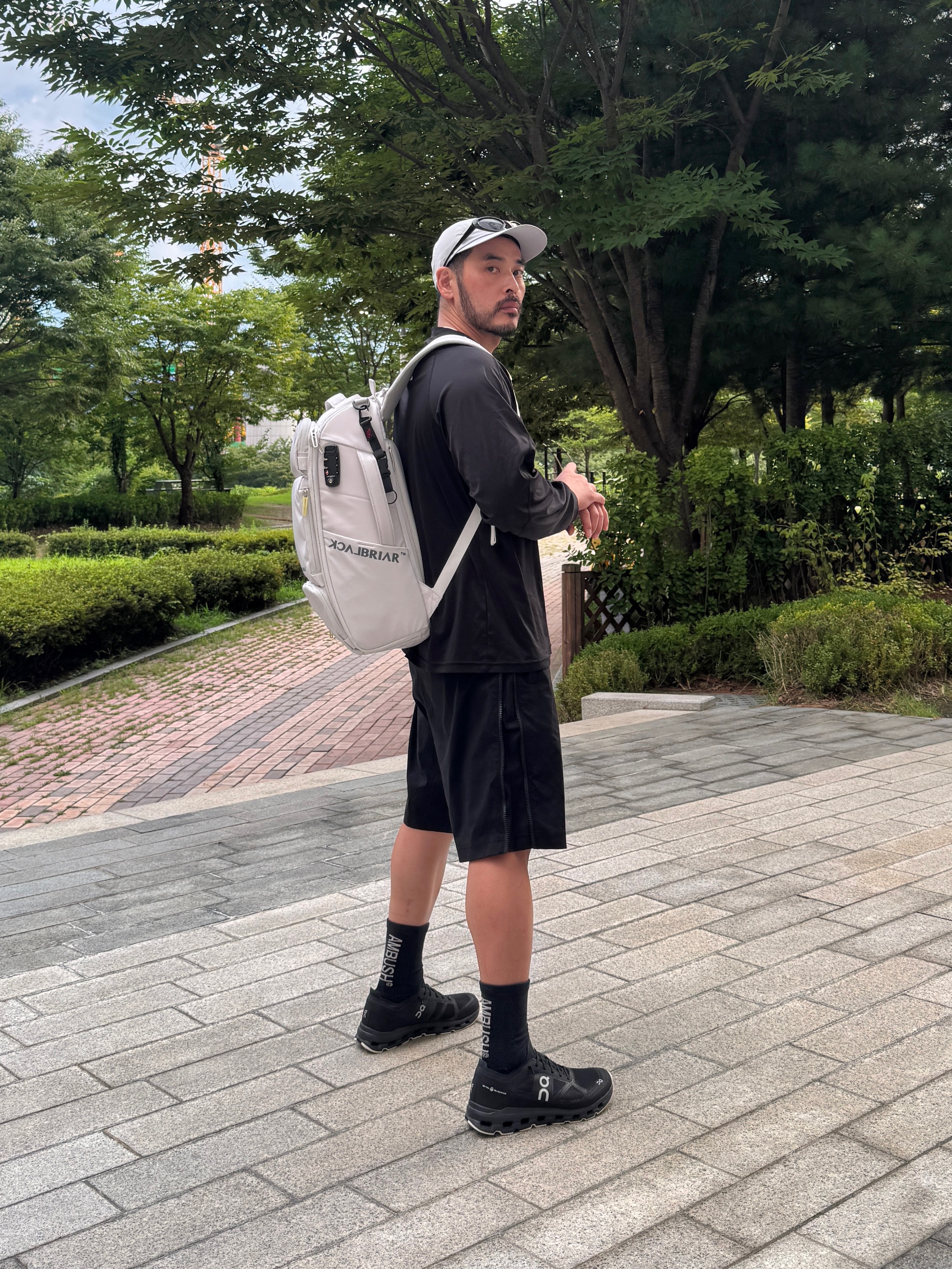 On Running x Sail Racing Cloud Regatta 999 Black, Supreme x Nike ACG Jersey Black - 22FW 착용 스타일 - 1
