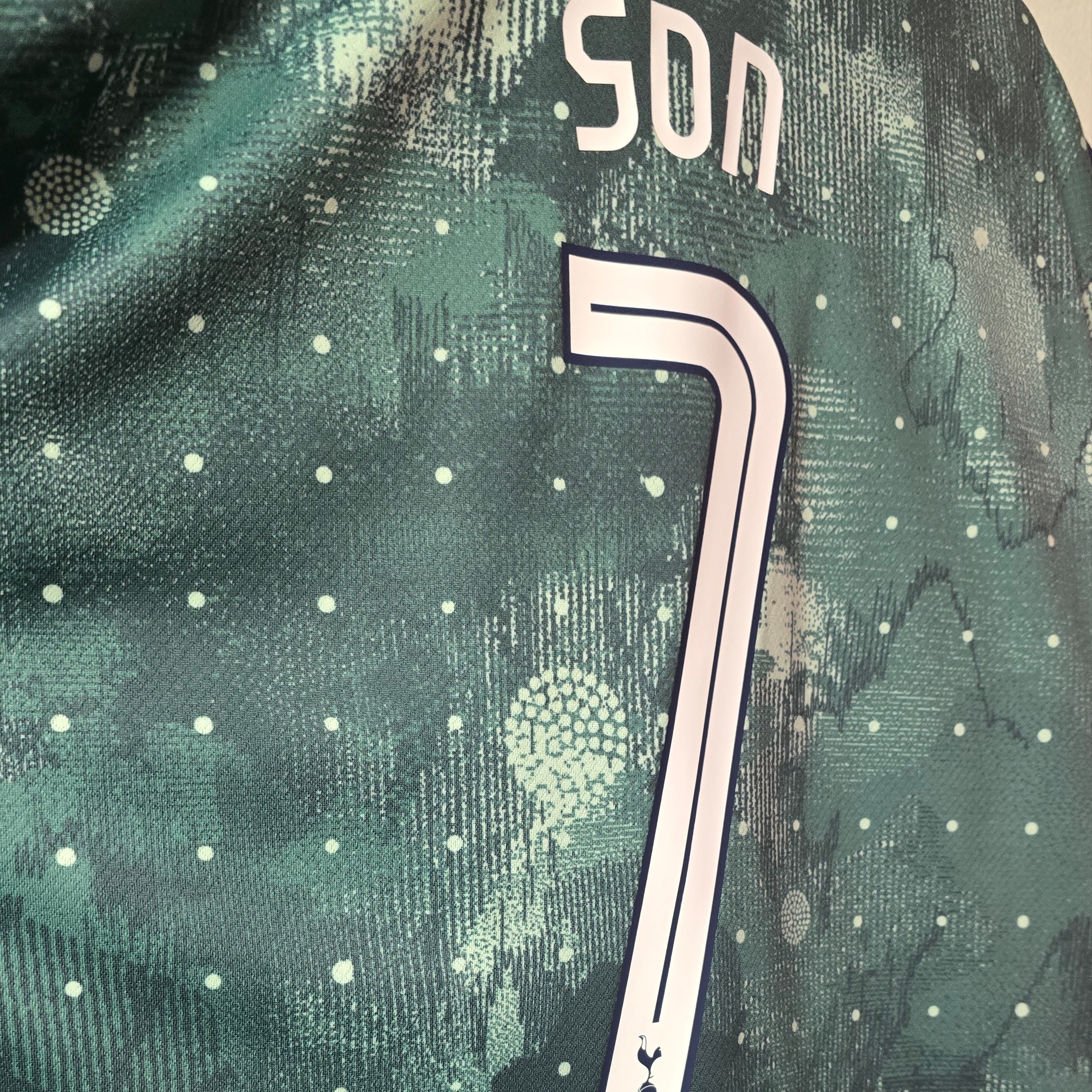 Nike Tottenham Hotspur 2024/25 Dri-Fit Stadium Third Replica Jersey Enamel Green (Non Marking Ver.) 착용 스타일