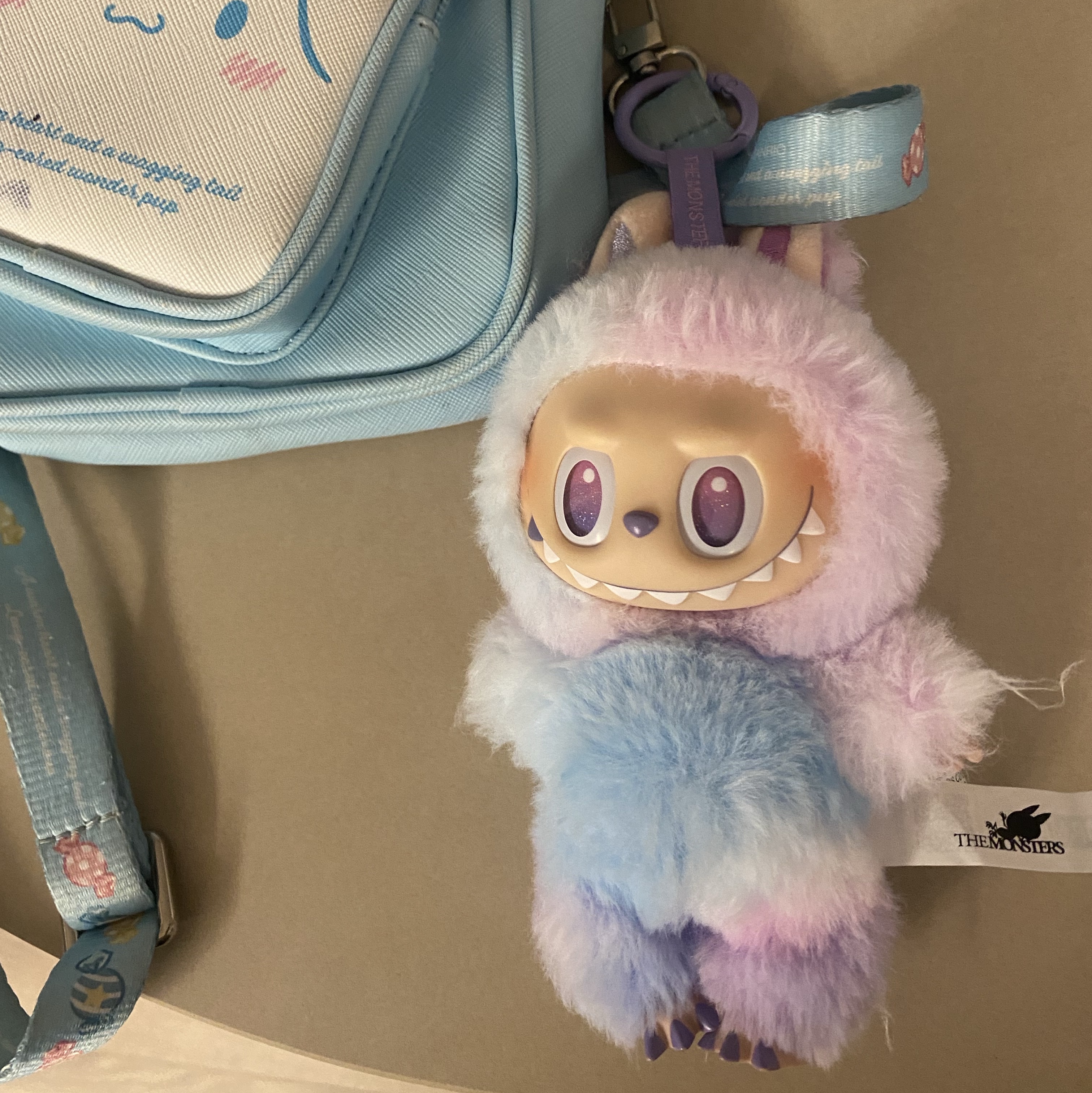 Pop Mart Labubu The Monsters Highlight Series Luck Keyring (Opened Case) 착용 스타일