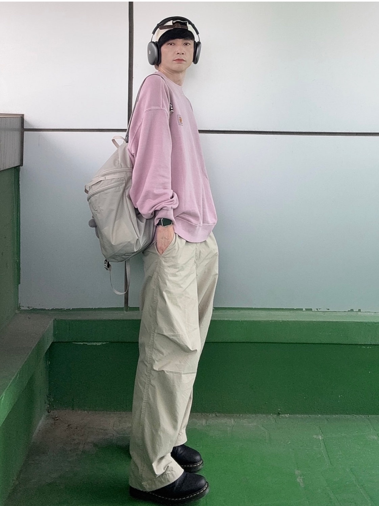 Dr. Martens 1461 Ambassador Black, Uniqlo x JW Anderson Straight Jean Blue - KR 착용 스타일 - 4