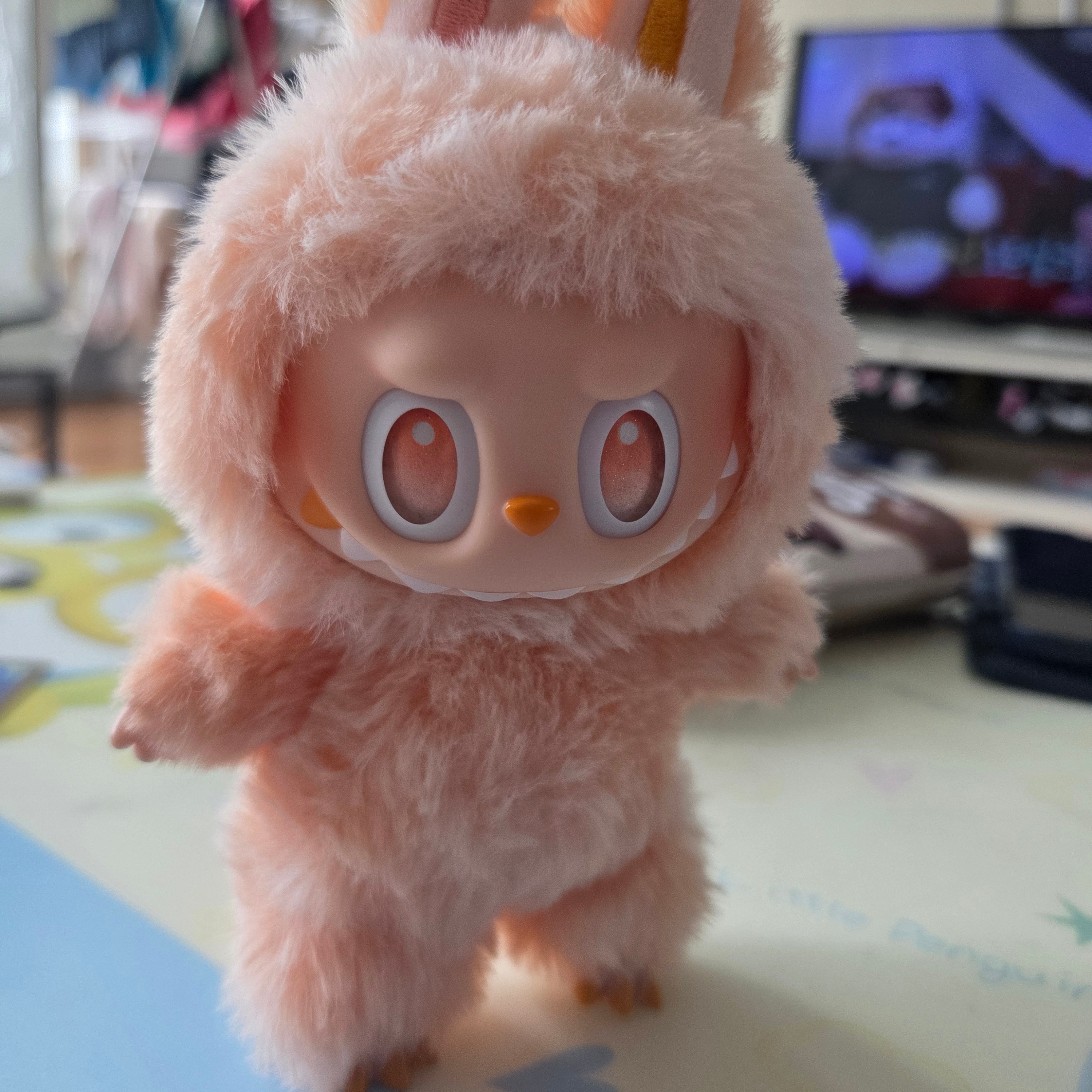 Pop Mart Labubu The Monsters Highlight Series Happiness Keyring (Opened Case) 착용 스타일