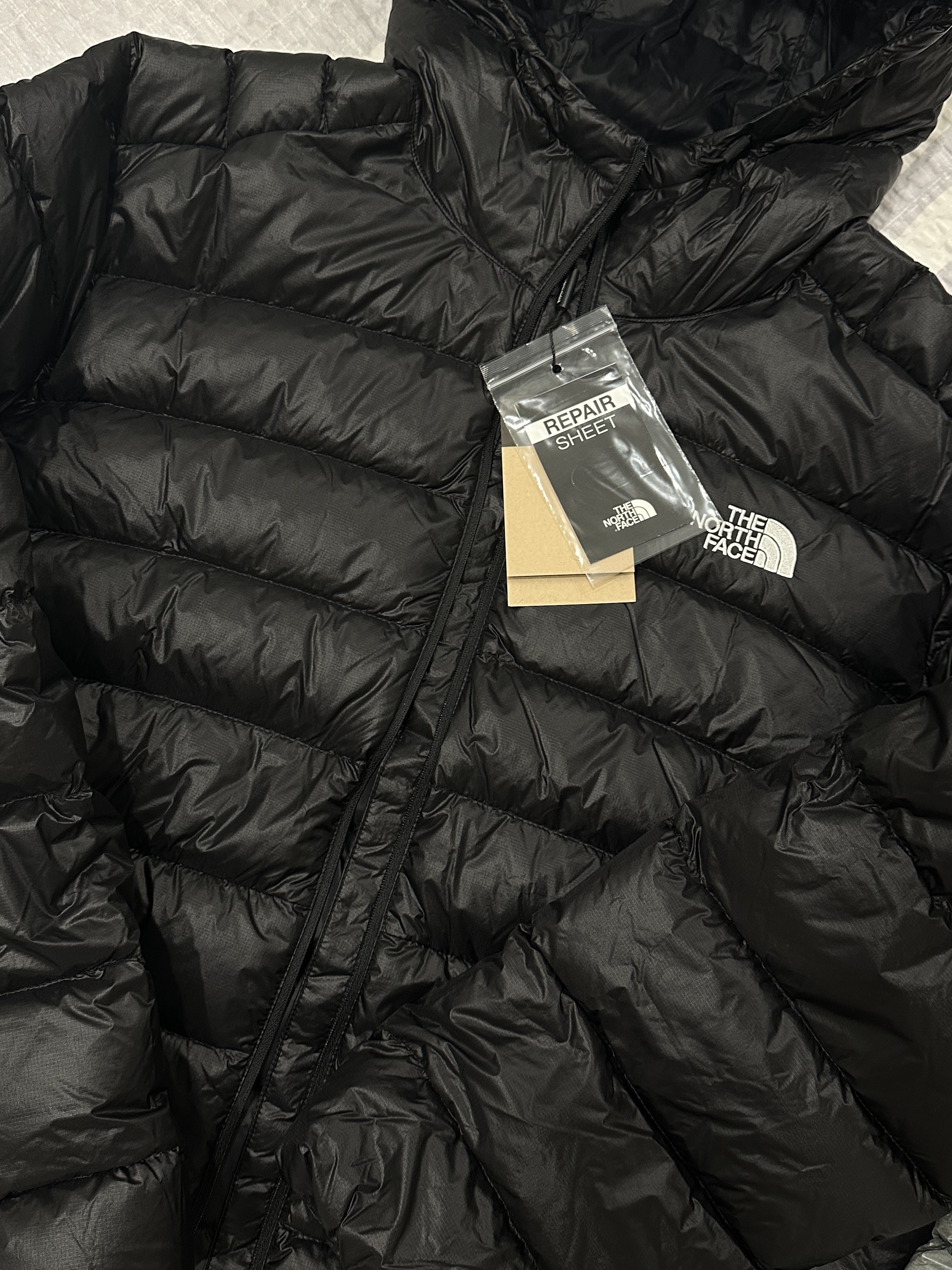 The North Face Matier EX RDS Down Hoodie Light Gray - 25FW, The North Face Matier EX RDS Down Hoodie Black 착용 스타일 - 2