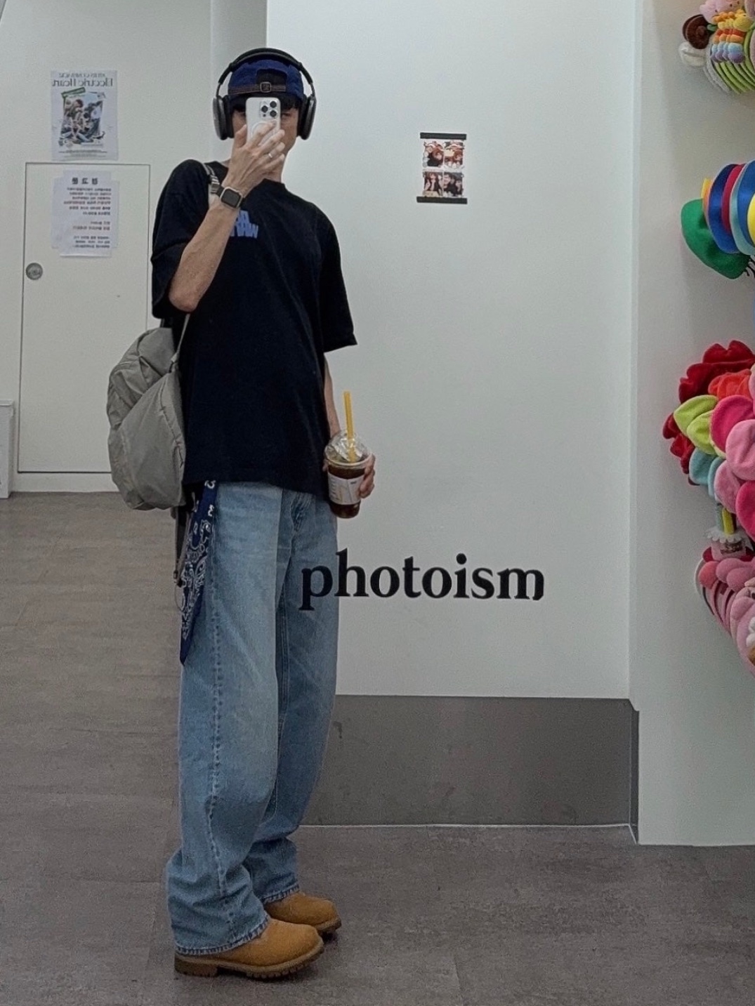 Dr. Martens 1461 Ambassador Black, Uniqlo x JW Anderson Straight Jean Blue - KR 착용 스타일 - 3