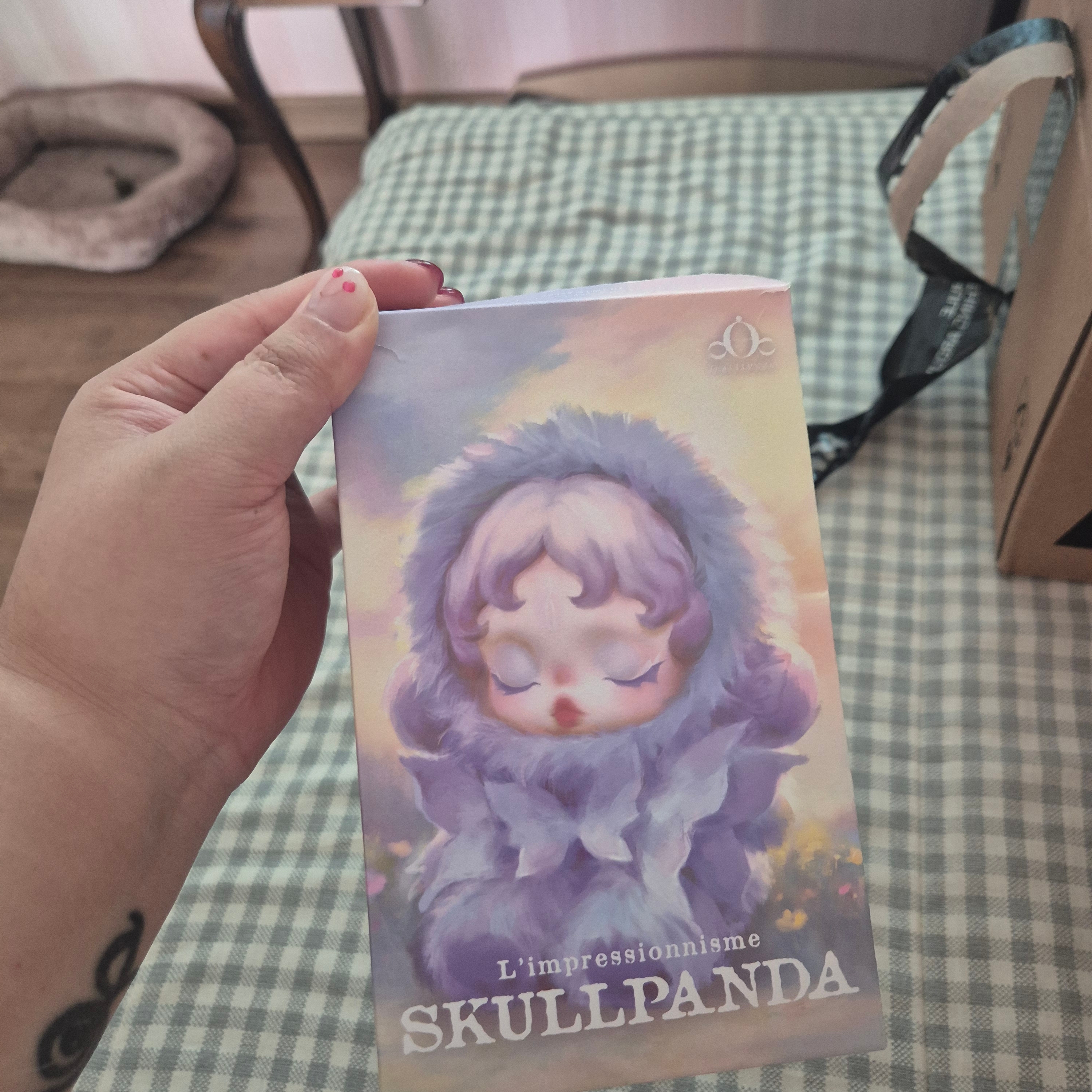 Pop Mart Skullpanda L’Impressionnisme Series Plush Doll Mist (Opened Case) 착용 스타일 - 2
