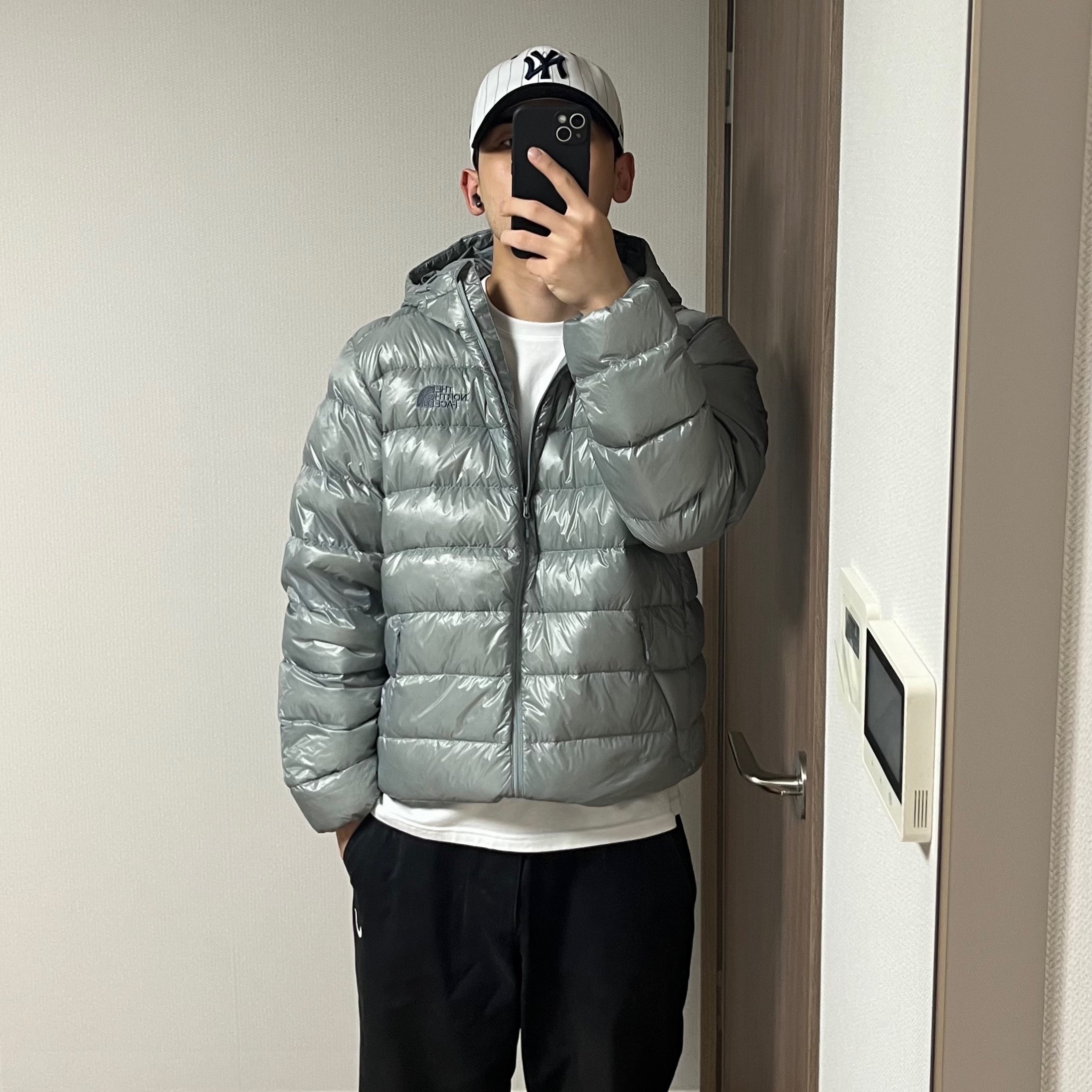 The North Face Matier EX RDS Down Hoodie Light Gray - 25FW 착용 스타일