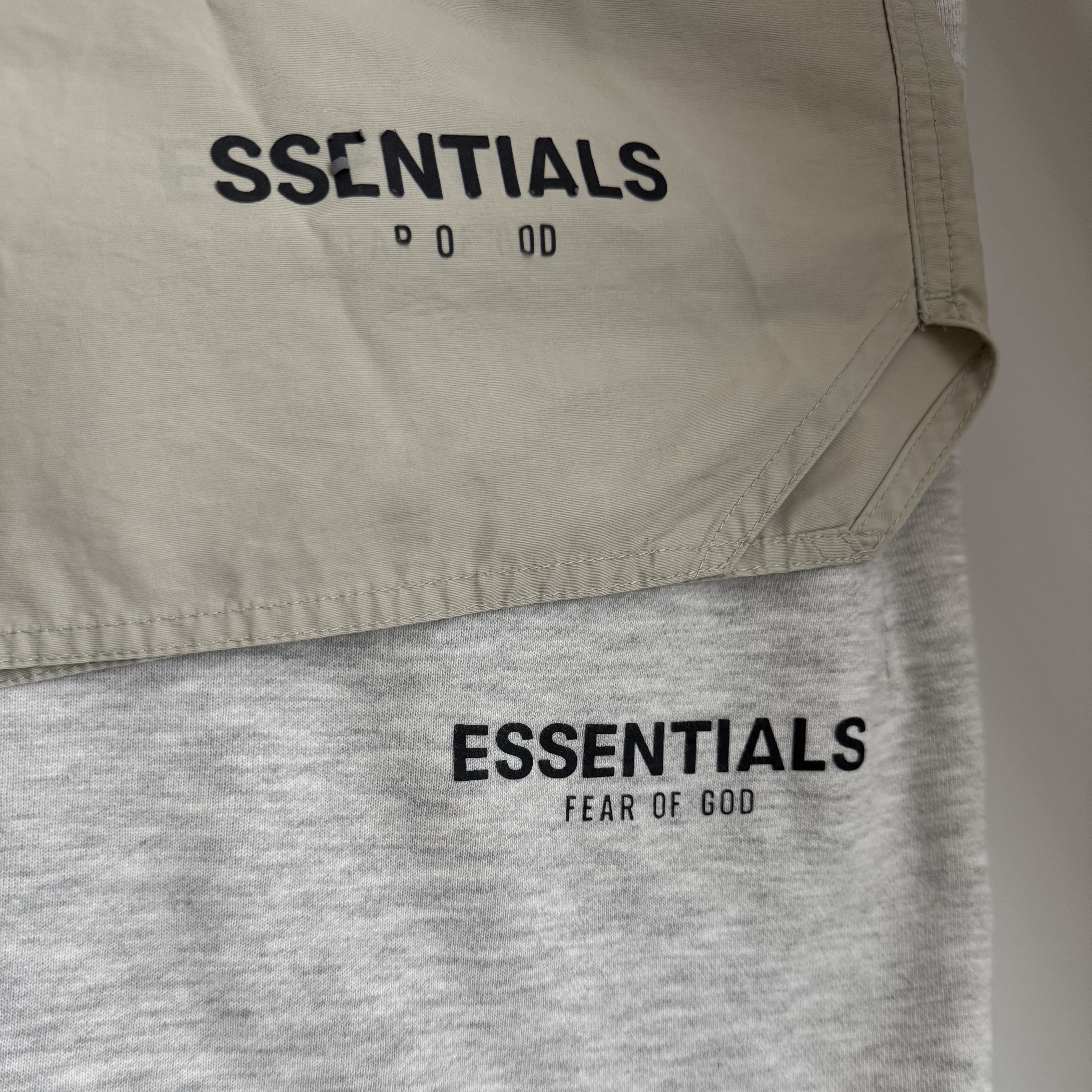 Essentials Volley Shorts Concrete - Ssense Exclusive, Essentials Sweatshorts Oatmeal - 21SS 착용 스타일