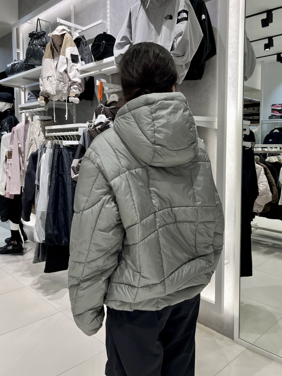The North Face White Label Wave LT On Ball Jacket Black, The North Face Wave LT On Jacket Black -25FW 착용 스타일