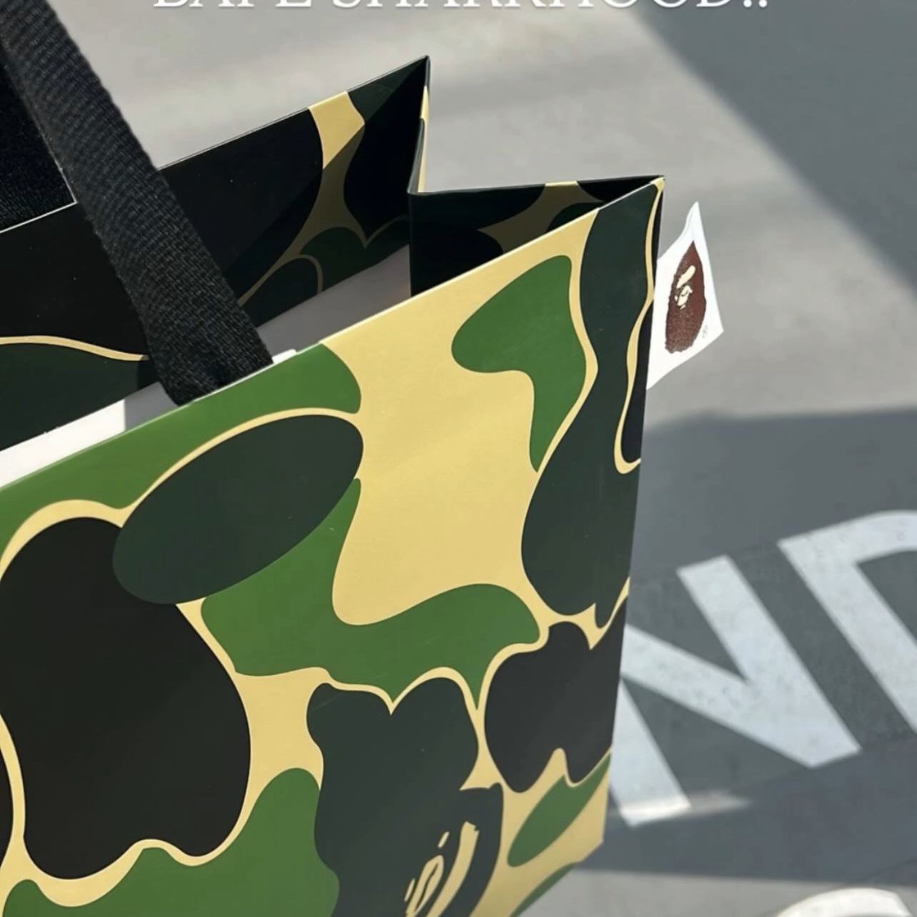 BAPE Tree Edge Camo Shark Full Zip Hoodie Brown, Apple iPhone 14 Plus 512GB Purple (Korean Ver.) 착용 스타일 - 4