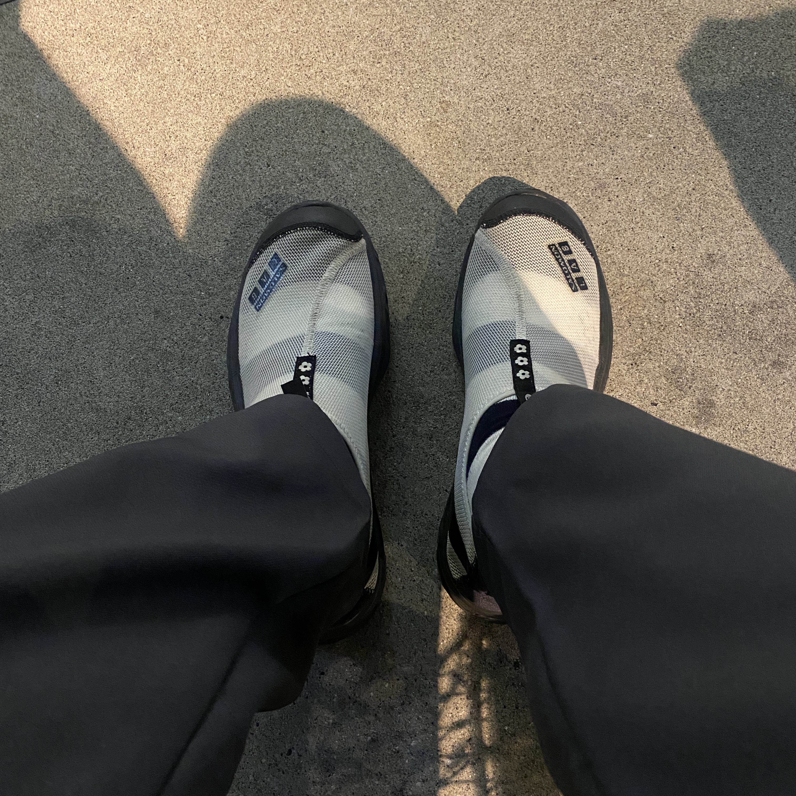 Salomon x Sandy Liang RX Moc 3.0 Black White 착용 스타일 - 2