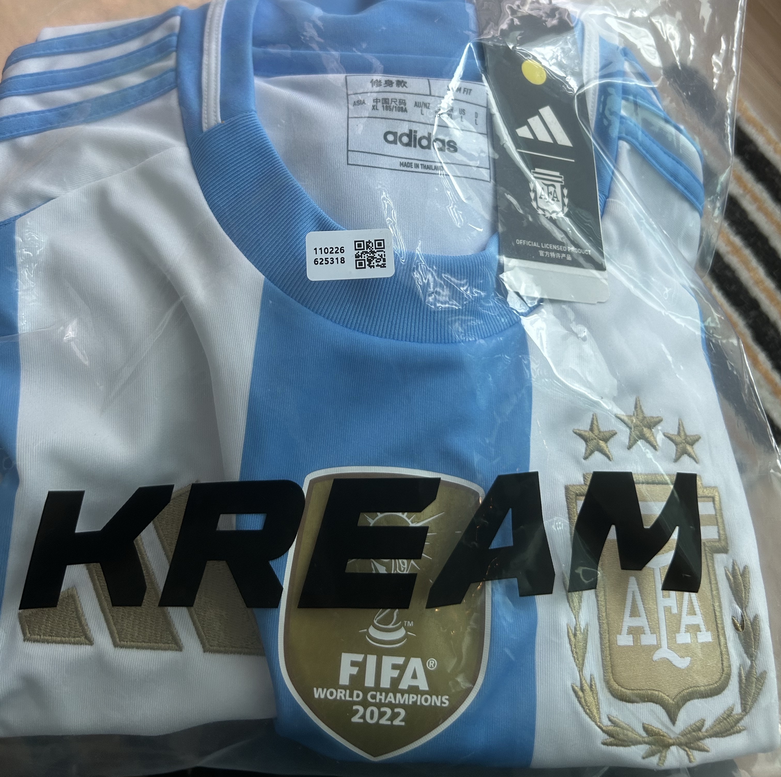 Adidas Argentina 2024 Home Jersey White Blue Burst - KR Sizing (Non Marking Ver.) 착용 스타일