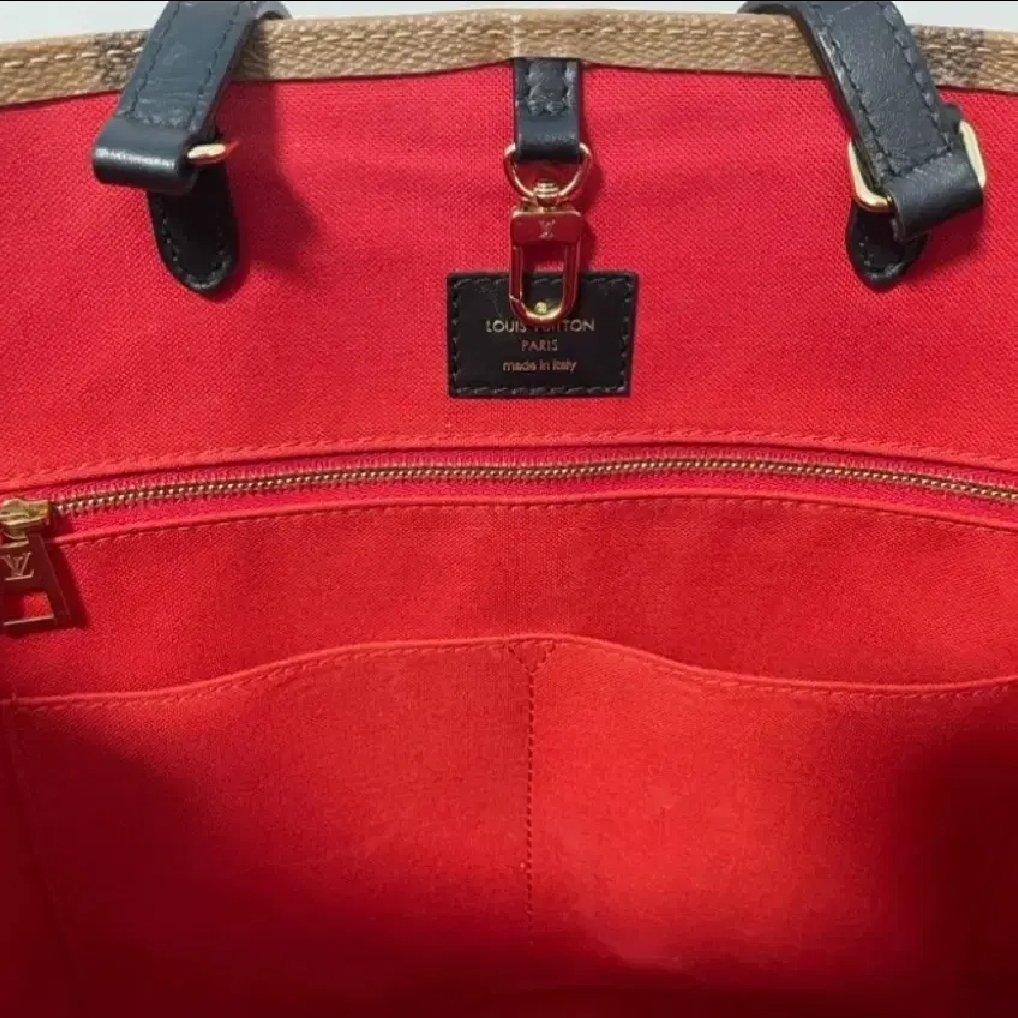 Louis Vuitton Onthego GM Monogram 착용 스타일 - 5