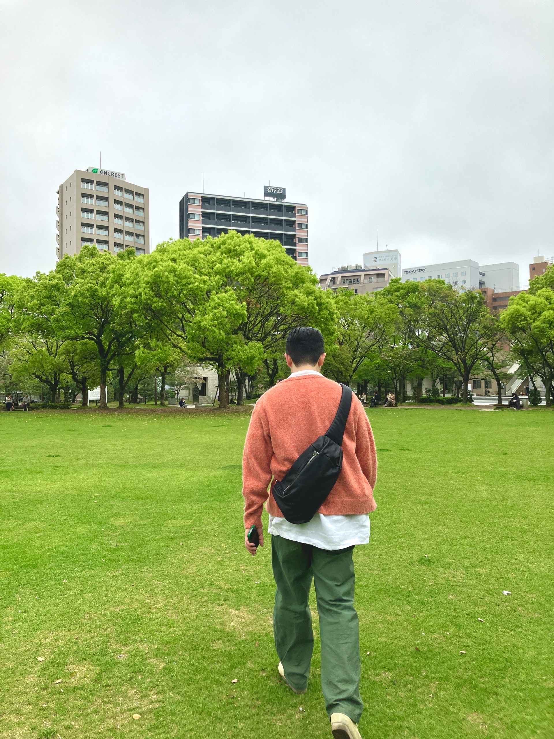 Orslow 5002 US Army Fatigue Pants Green, Diesel Rox Bum Bag Black 착용 스타일
