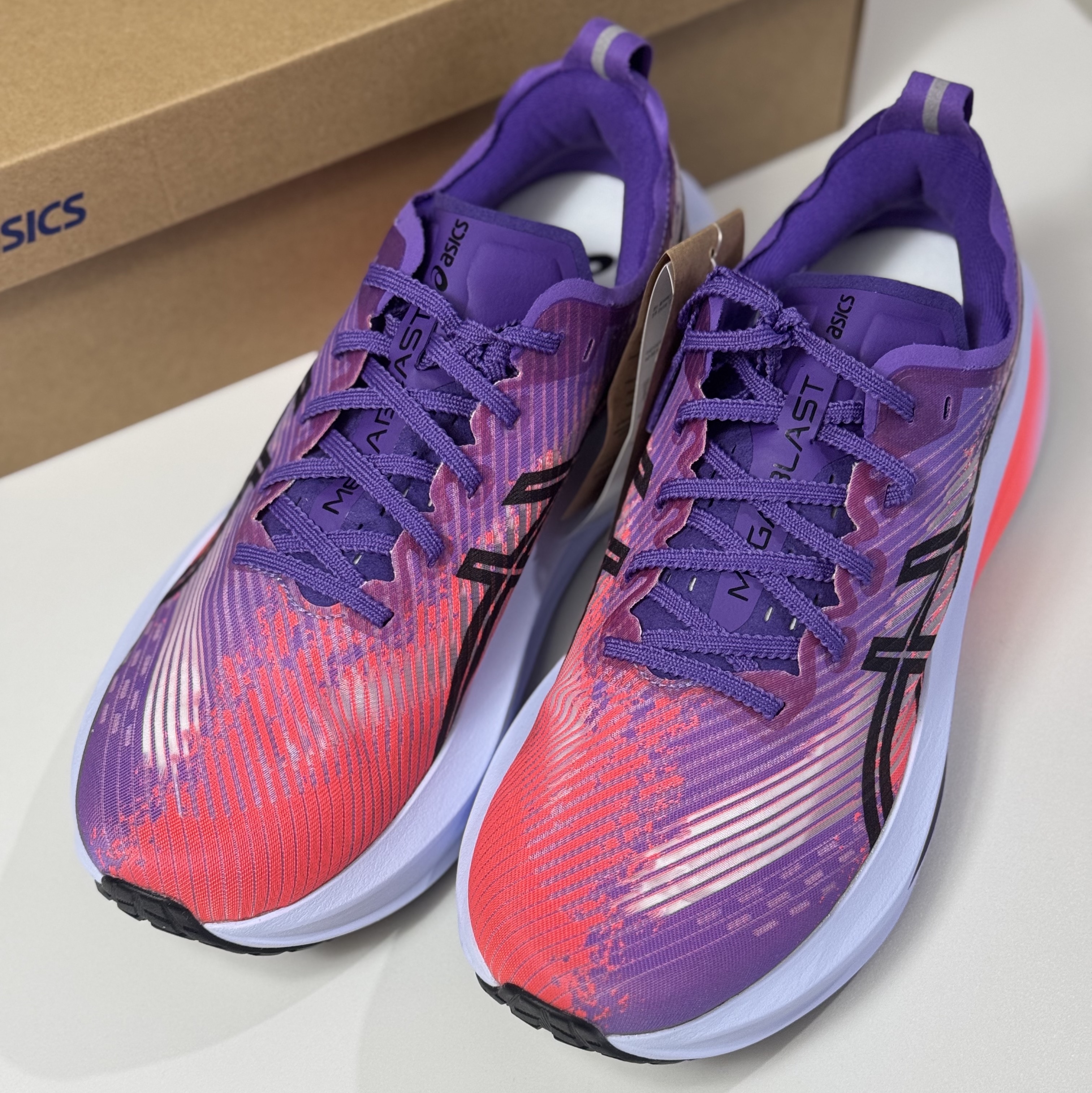 Asics Megablast Edo Purple Black 착용 스타일
