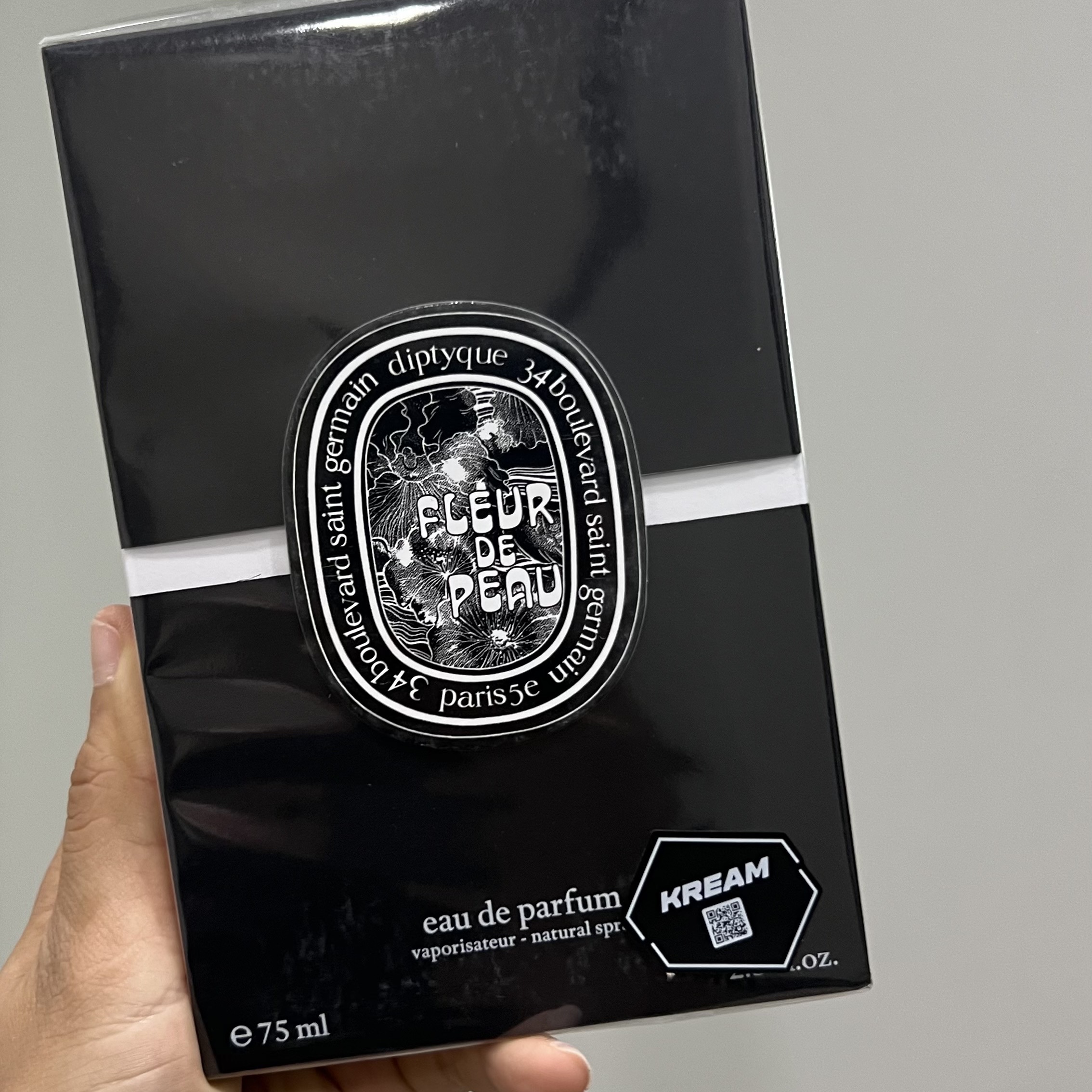 Diptyque Fleur De Peau Eau De Parfum 75ml 착용 스타일 - 3