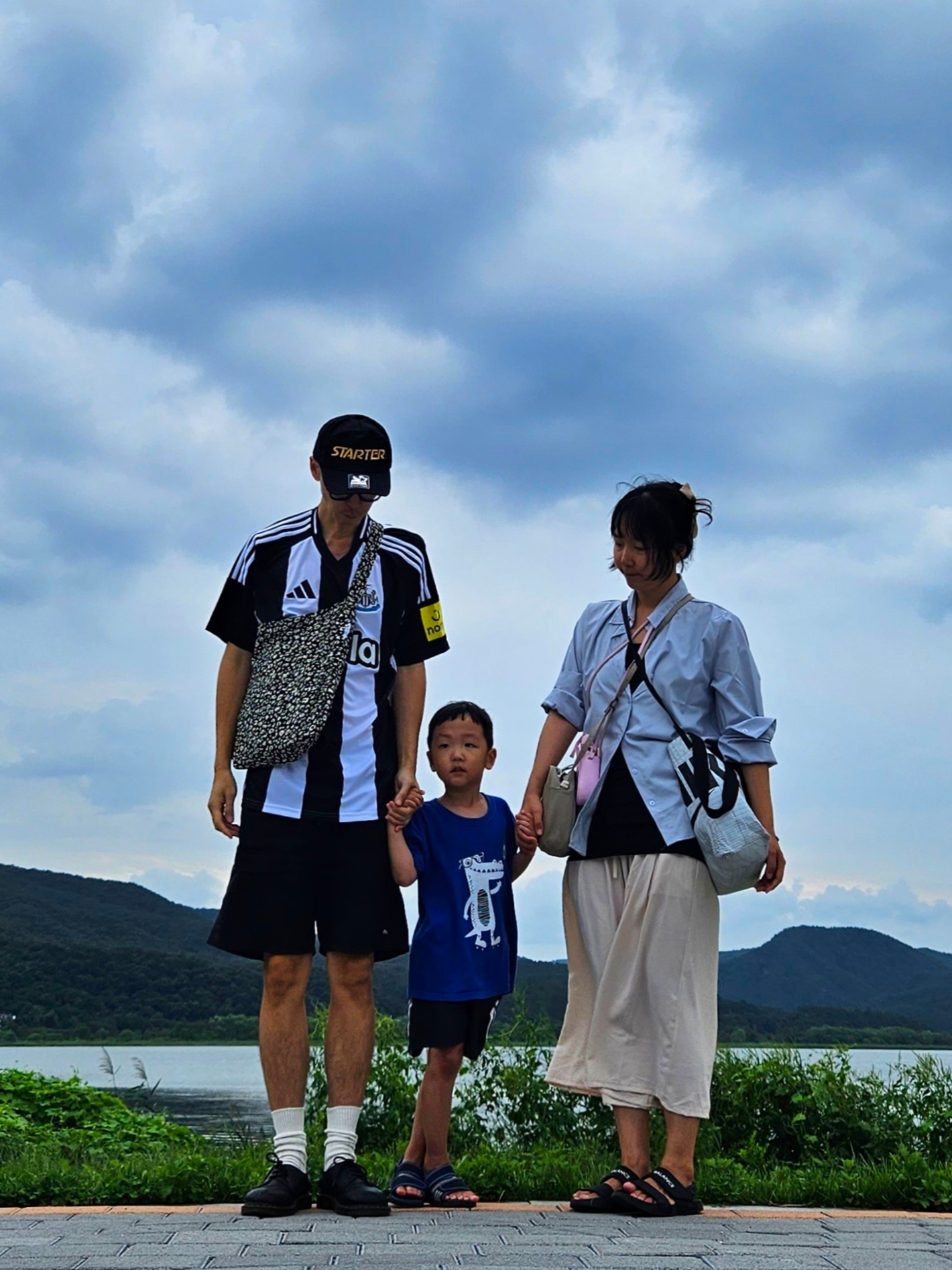Adidas Newcastle United FC 2024/25 Home Jersey Black White - KR Sizing (Non Marking Ver.), Adidas Newcastle United FC 2024/25 Home Jersey Black White - US Sizing (Non Marking Ver.) 착용 스타일