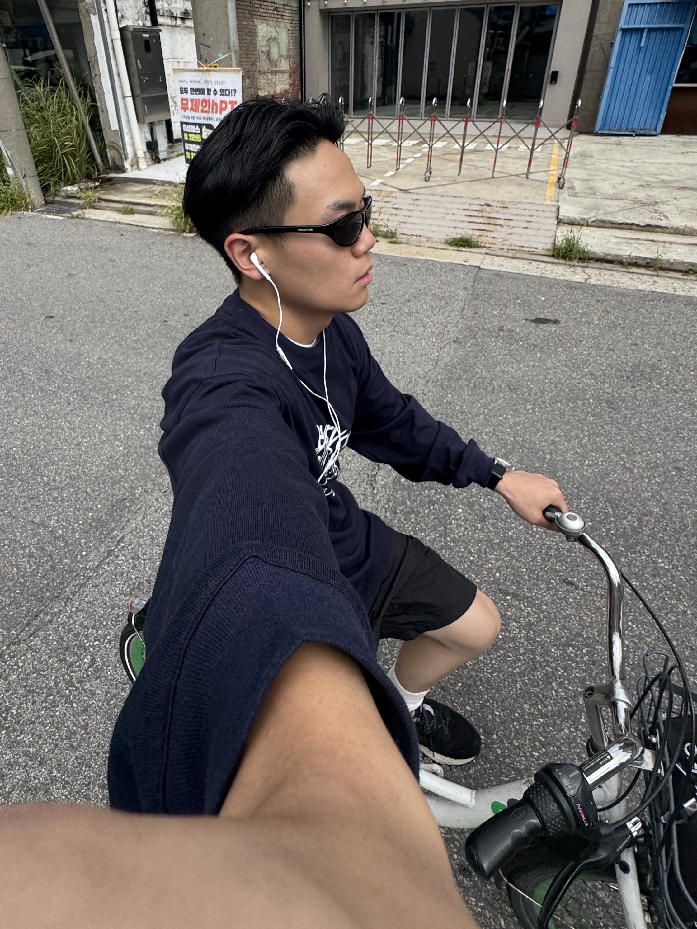 Asics x Ennoy Gel-Nimbus 9 Black Sheet Rock, Montbell Polarized Trekking Glasses Black Black 착용 스타일