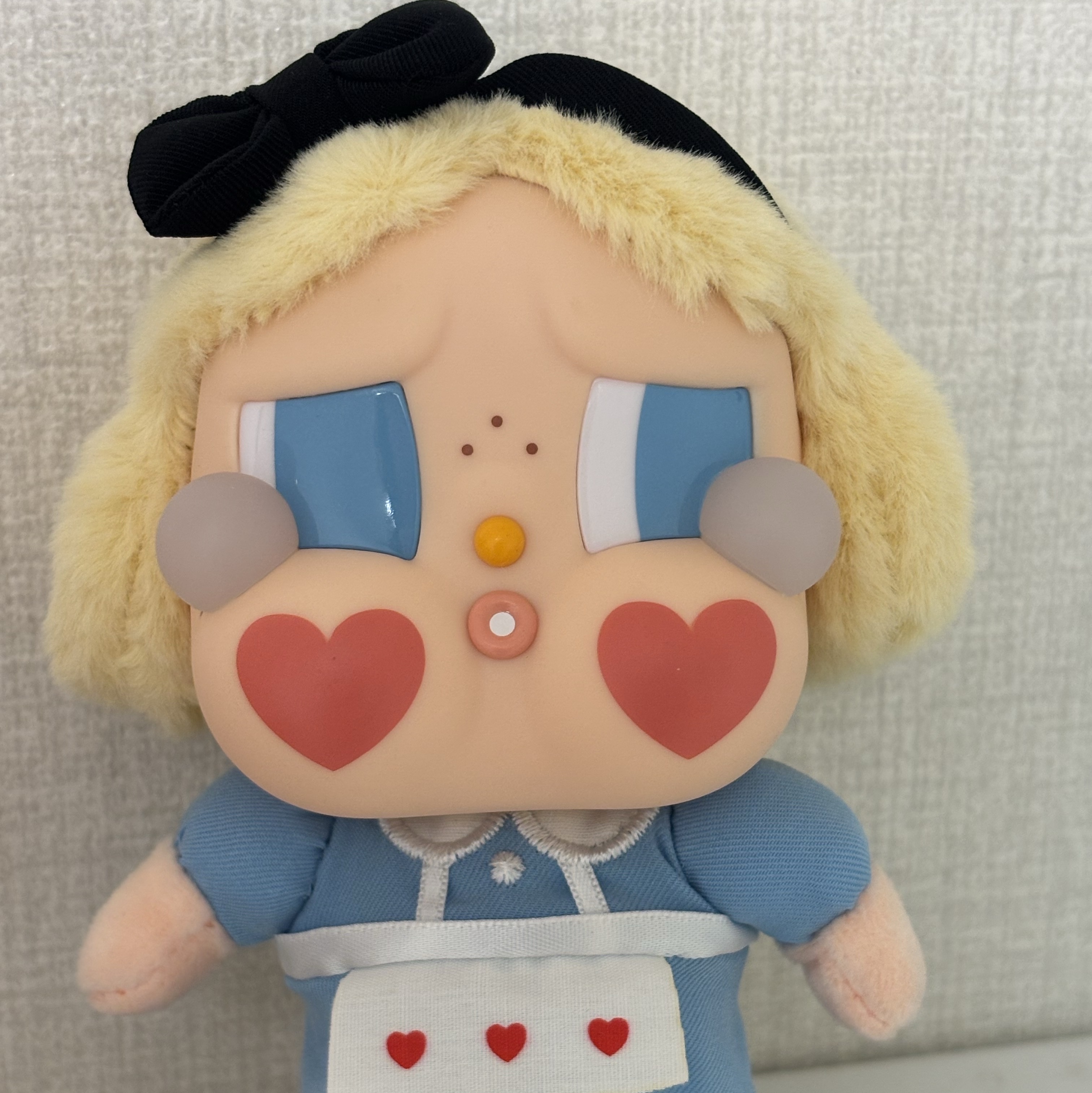 Pop Mart Crybaby Crying Again Series Plush Keyring She's Alice (Opened Case) 착용 스타일