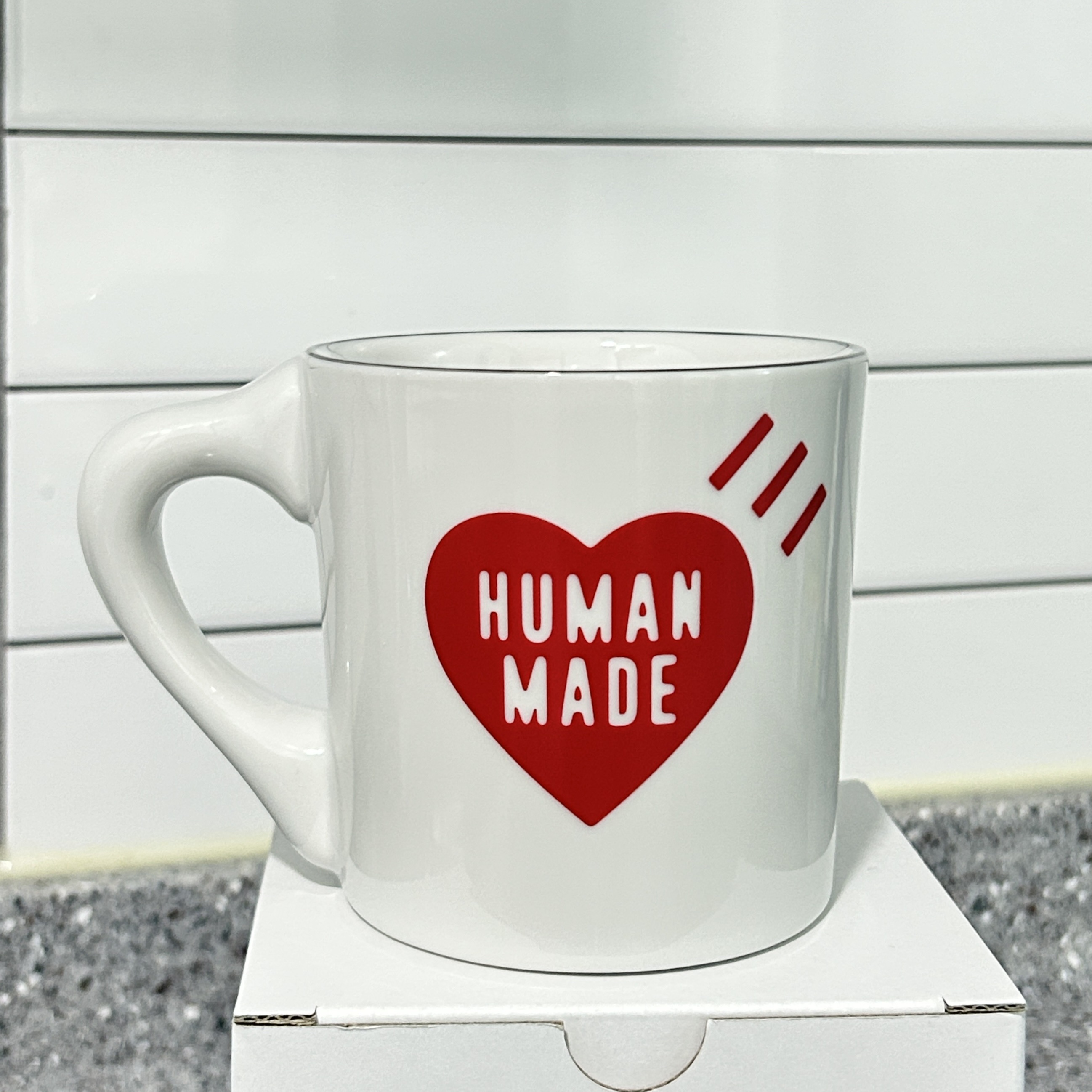 Human Made Coffee Mug White 착용 스타일 - 2