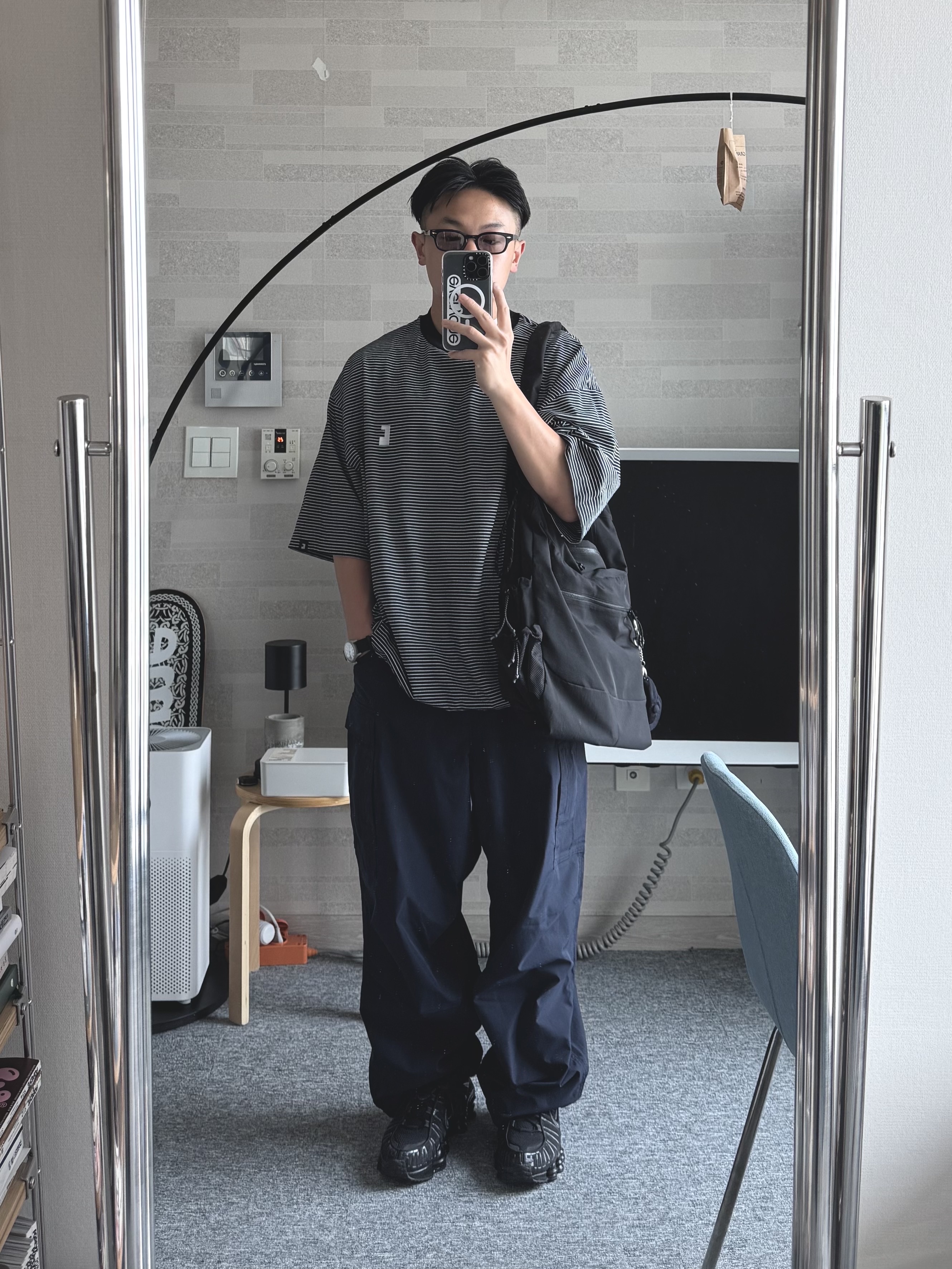 (W) Nike Shox TL Black and Max Orange 착용 스타일