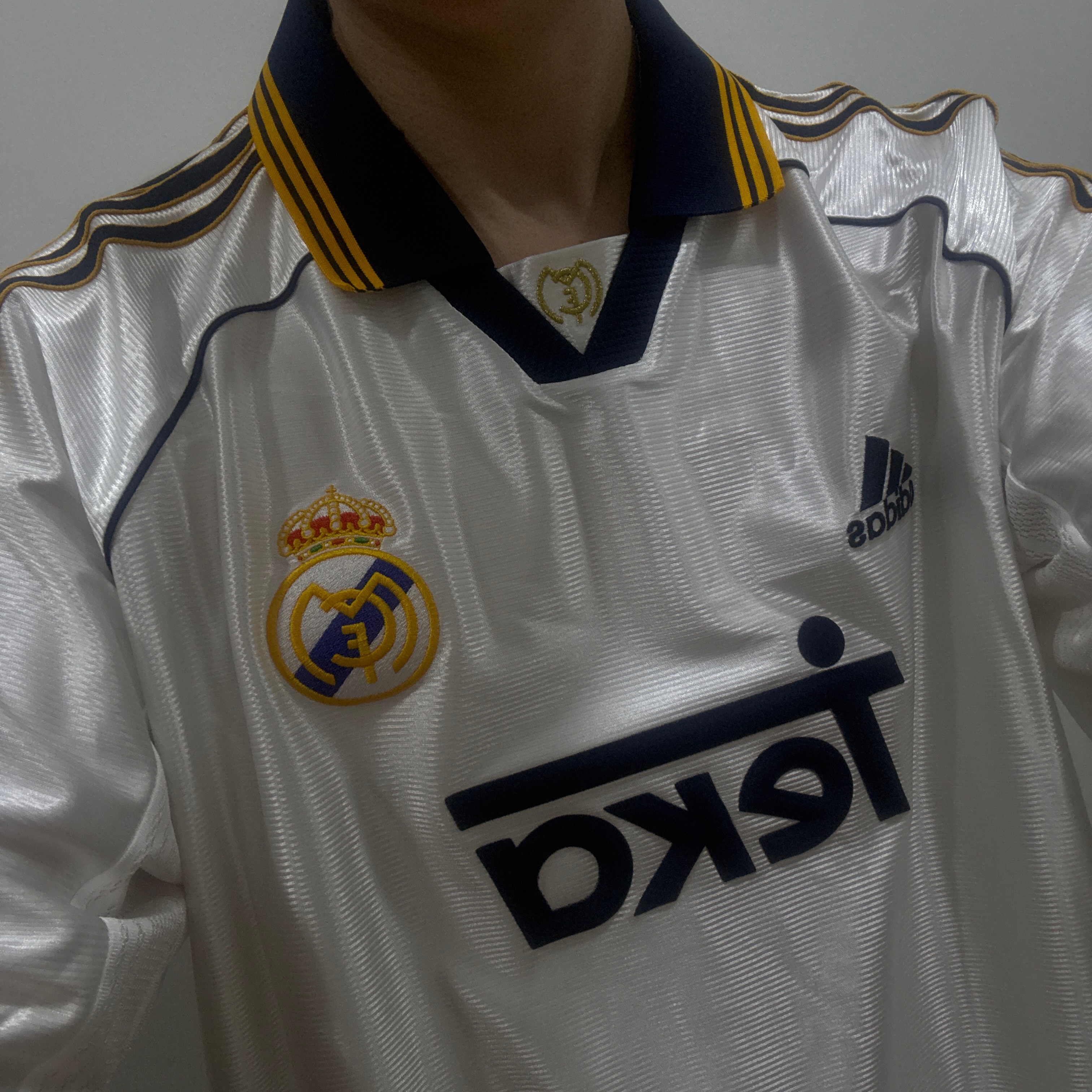 Adidas Real Madrid 99/00 Home Jersey White - KR Sizing (Non Marking Ver.) 착용 스타일