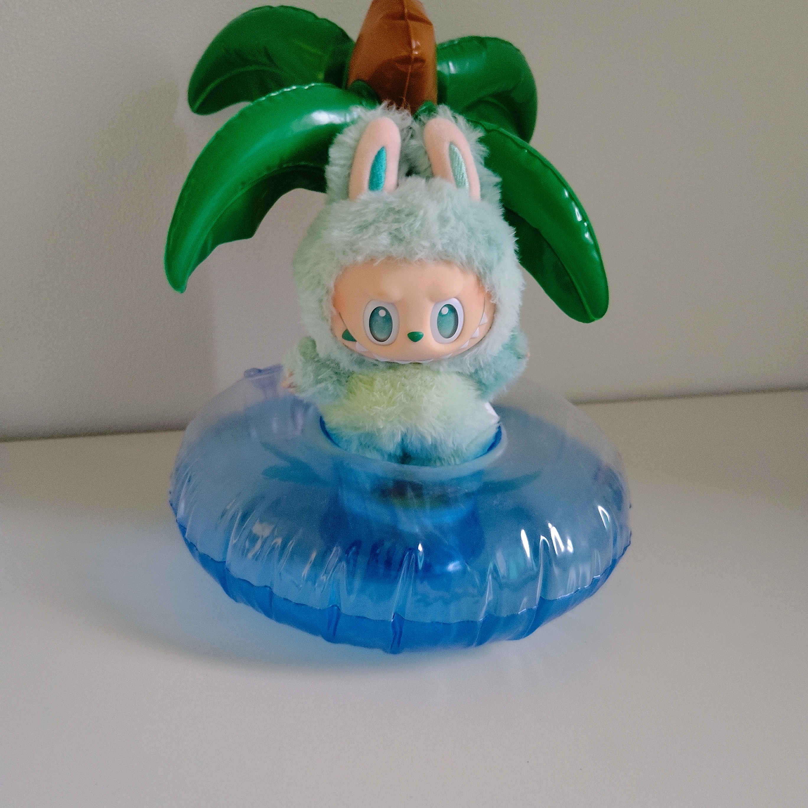 Pop Mart Labubu The Monsters Highlight Series Serenity Keyring (Opened Case) 착용 스타일
