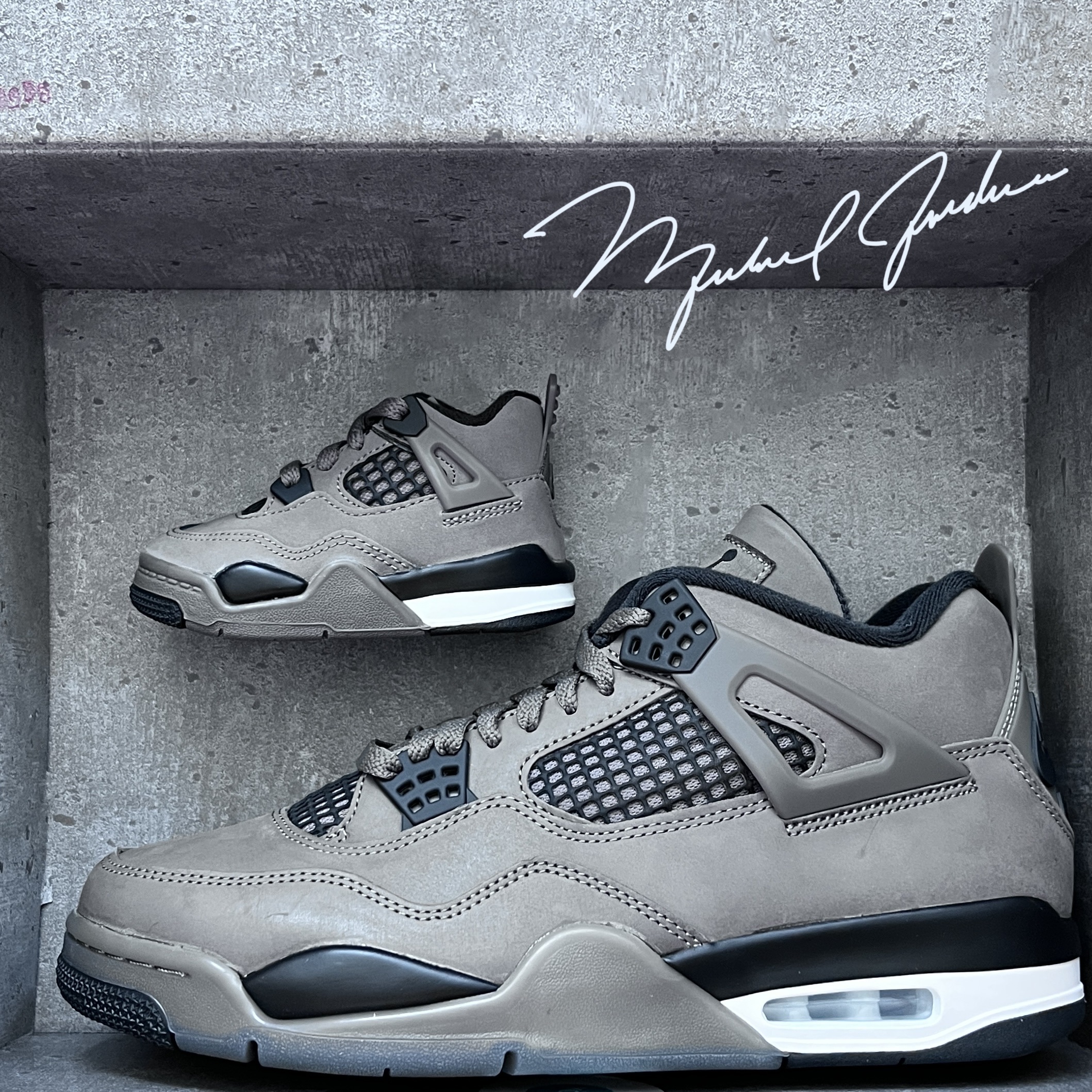 Jordan 4 Retro Cave Stone and Black, (TD) Jordan 4 Retro Cave Stone and Black 착용 스타일 - 1