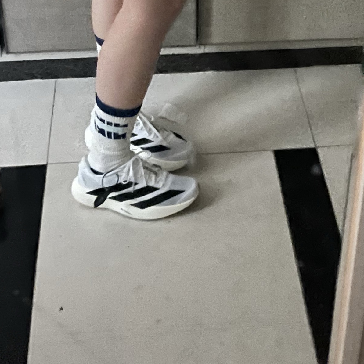 (W) Adidas Adizero EVO SL Cloud White Core Black 착용 스타일