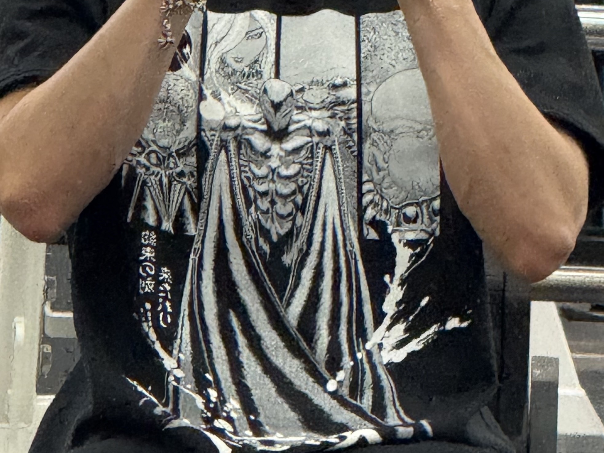 Uniqlo UT x Berserk Manga Curation Graphic T-Shirt B Black - KR, Hansroom Chrome Hearts CH Cutout Plus Bracelet 착용 스타일
