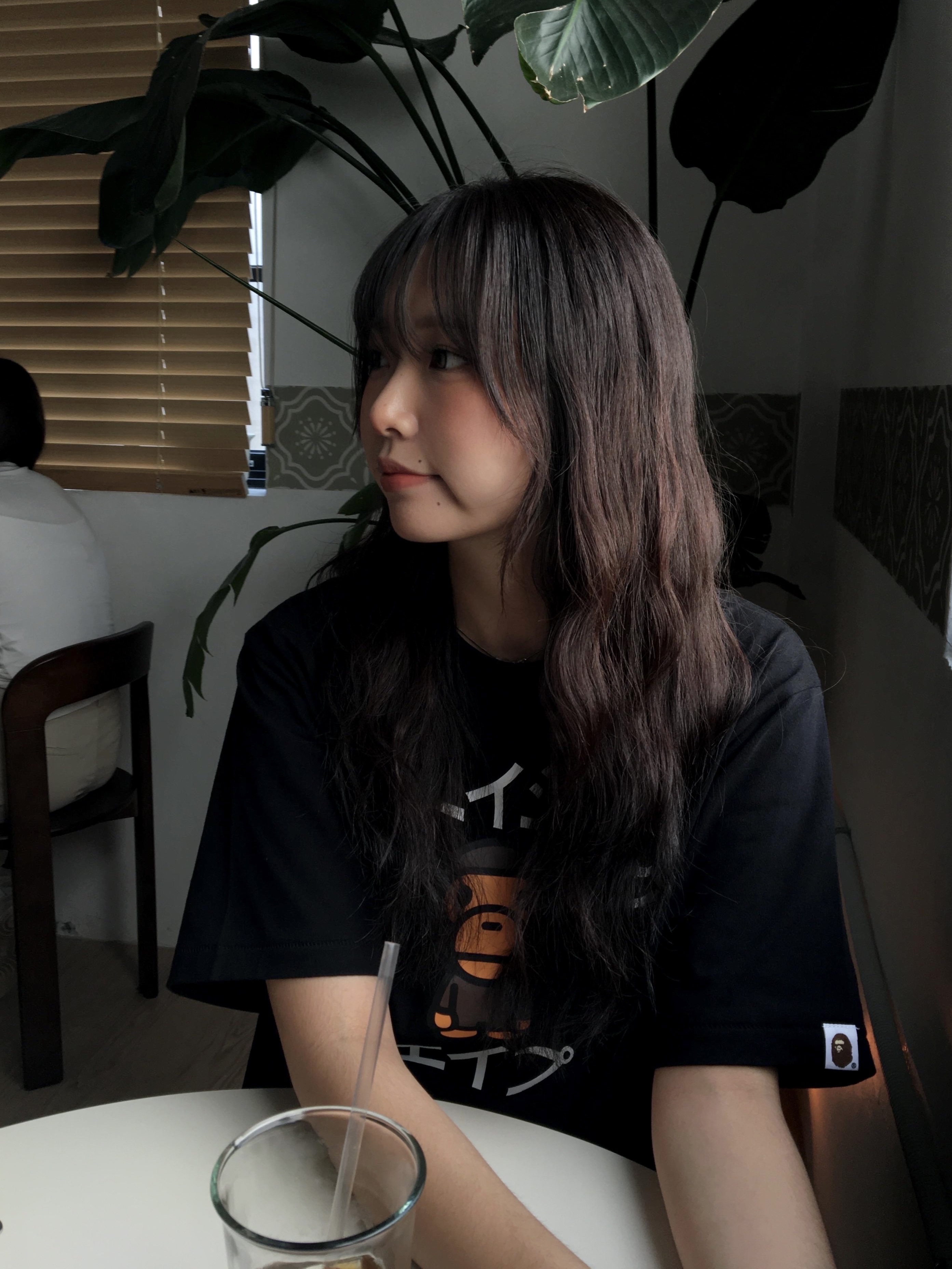 BAPE Baby Milo Katakana College T-Shirt Black, Nike Air Force 1 '07 WB Flax 착용 스타일 - 1