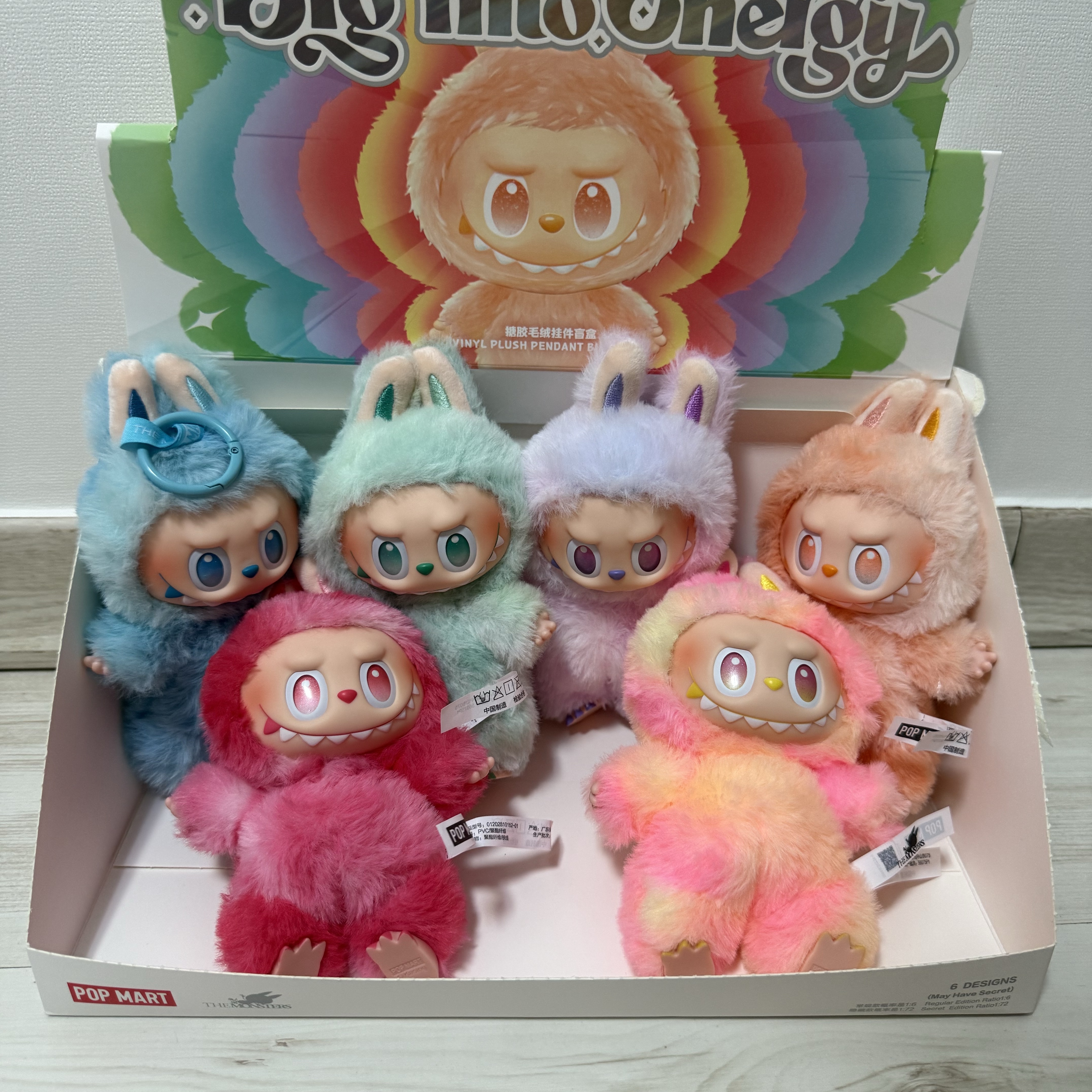 Pop Mart Labubu The Monsters Highlight Series Sealed Case (6 Blind Boxes) 착용 스타일