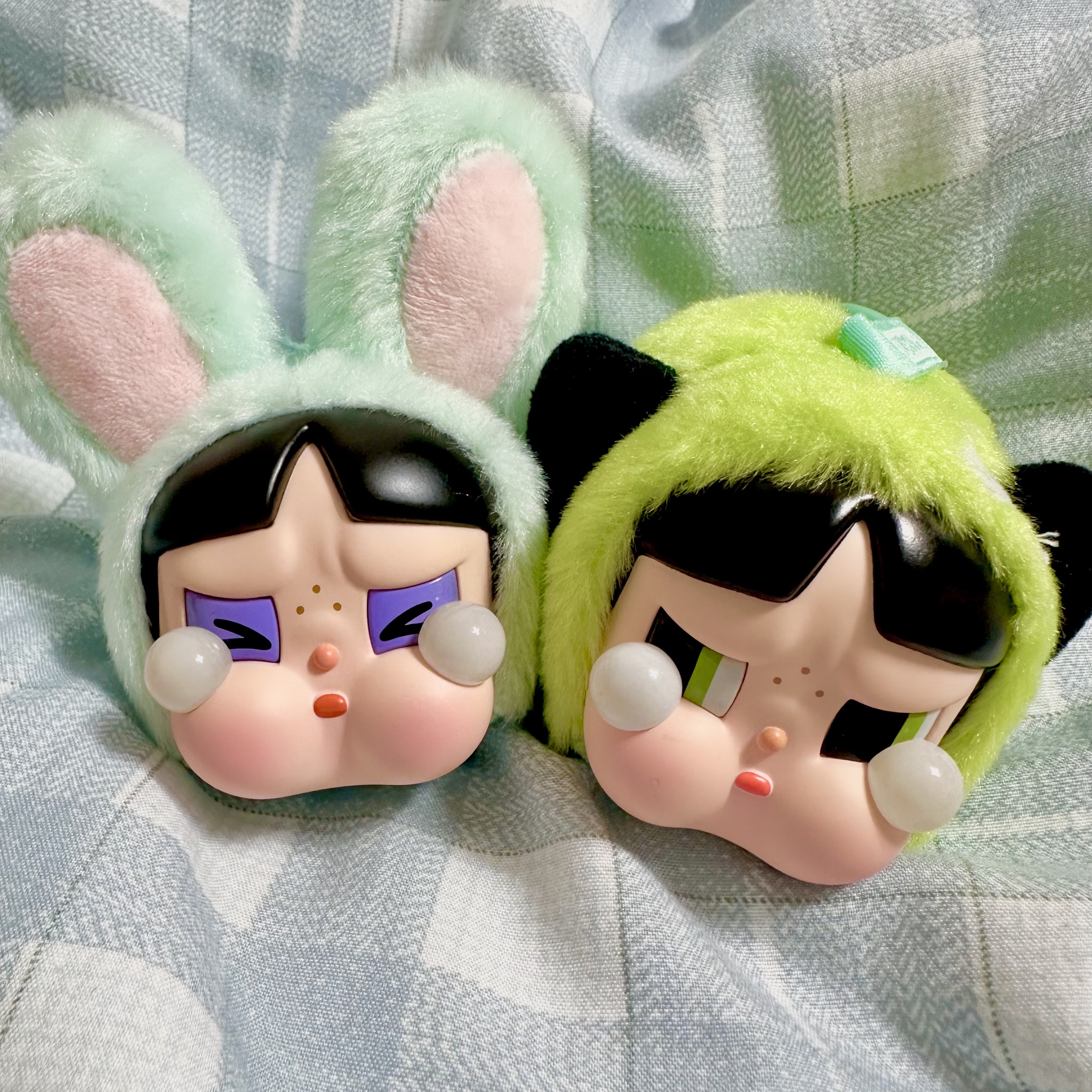 Pop Mart Crybaby x Powerpuff Girls Series Keyring Buttercup (Opened Case), Pop Mart Crybaby x Powerpuff Girls Series Keyring Bunny Buttercup (Opened Case) 착용 스타일