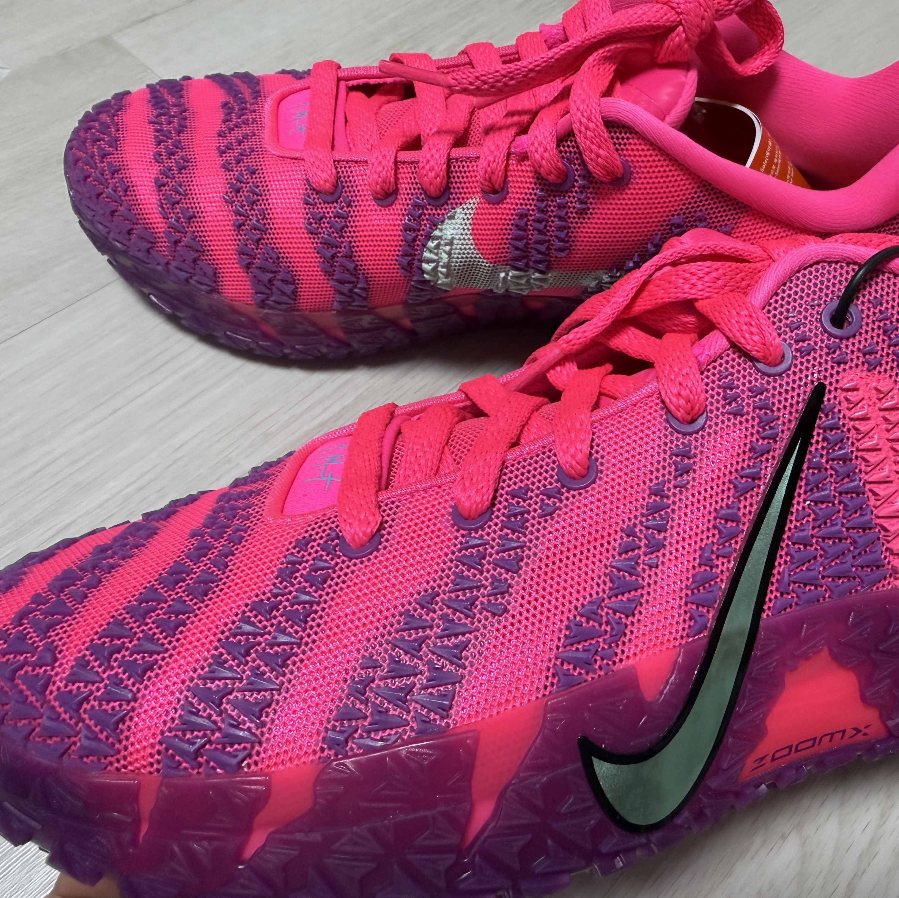 Nike Ja 3 EP Max Volume 착용 스타일 - 2