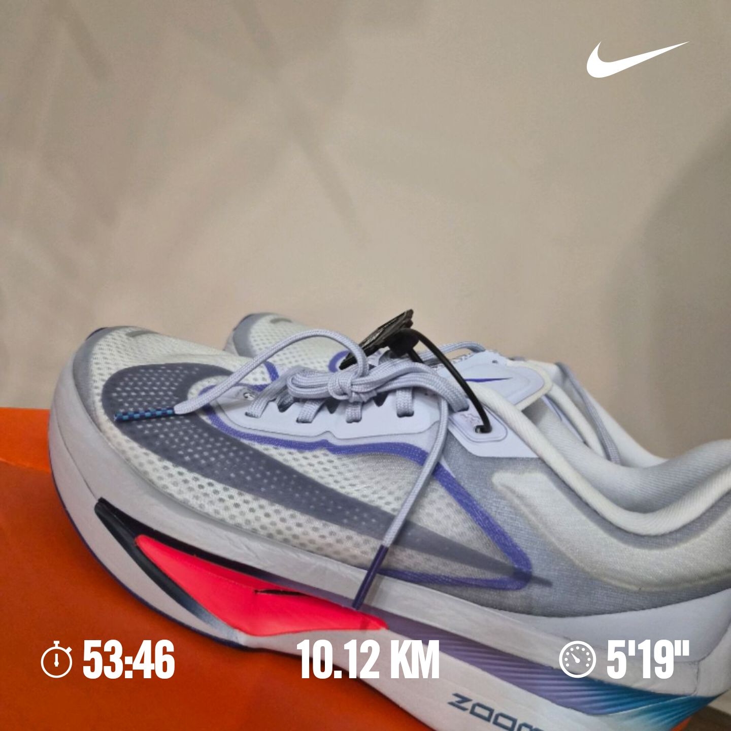 Nike Zoom Fly 6 Ghost Football Grey 착용 스타일