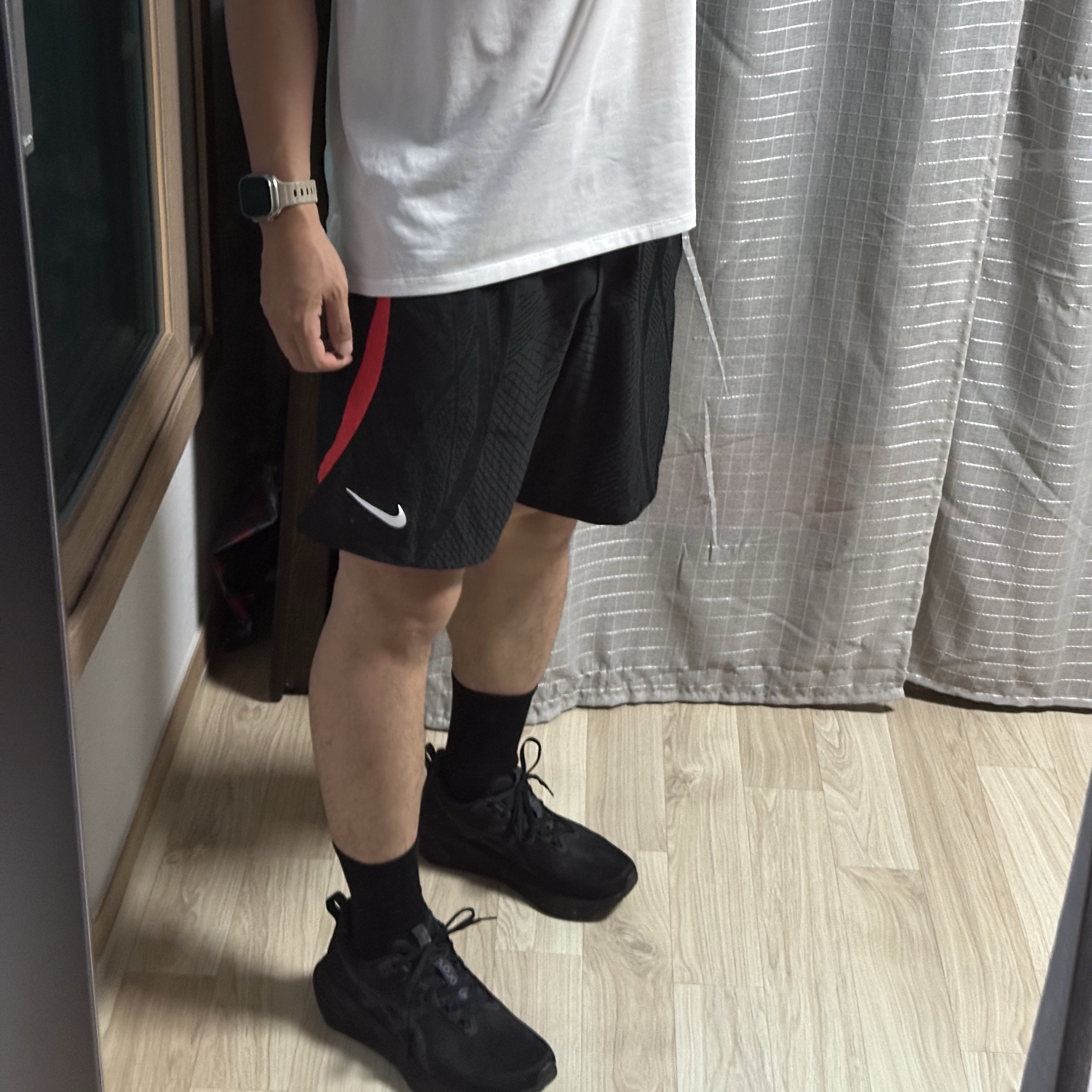 Asics Novablast 5 Black Carrier Grey - 2E Wide, Nike Korea Strike Elite Dri-Fit ADV Knit Soccer Shorts Black - Asia 착용 스타일