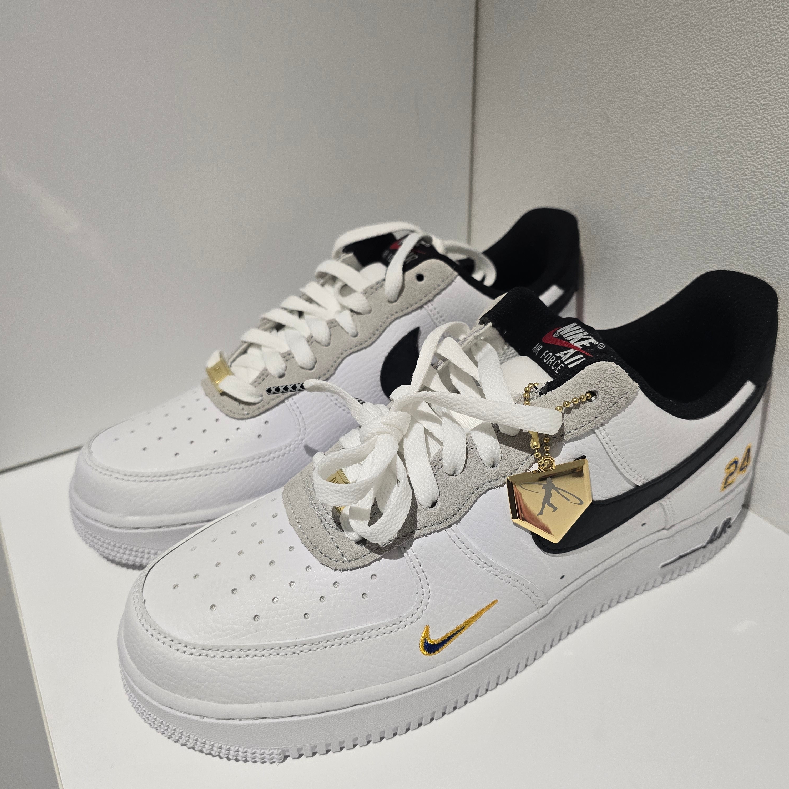 Nike Air Force 1 '07 LV8 Ken Griffey Jr. and Sr. Swingman 착용 스타일 - 1