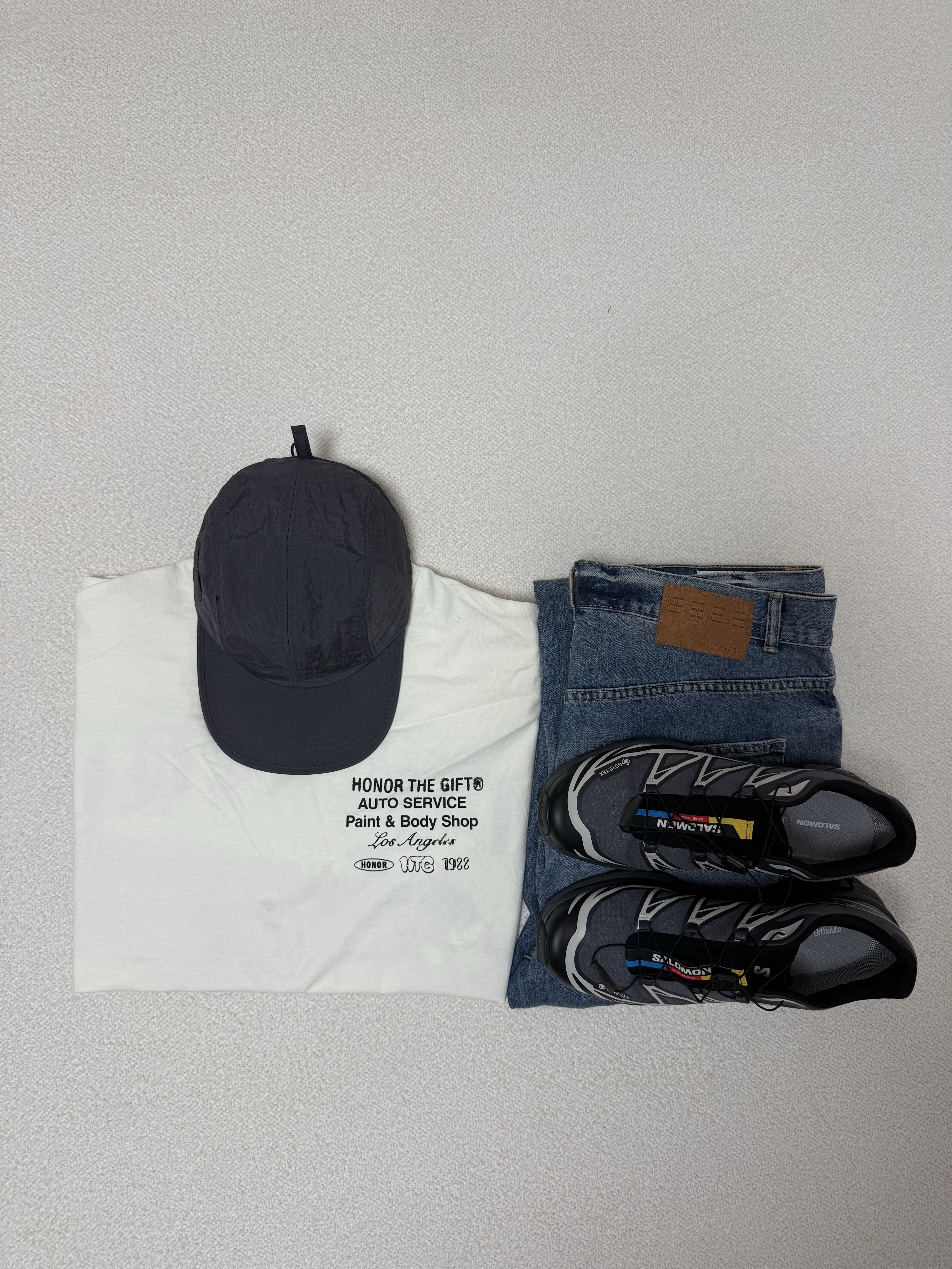 Salomon XT-6 Gore-Tex Black Ebony 착용 스타일 - 1