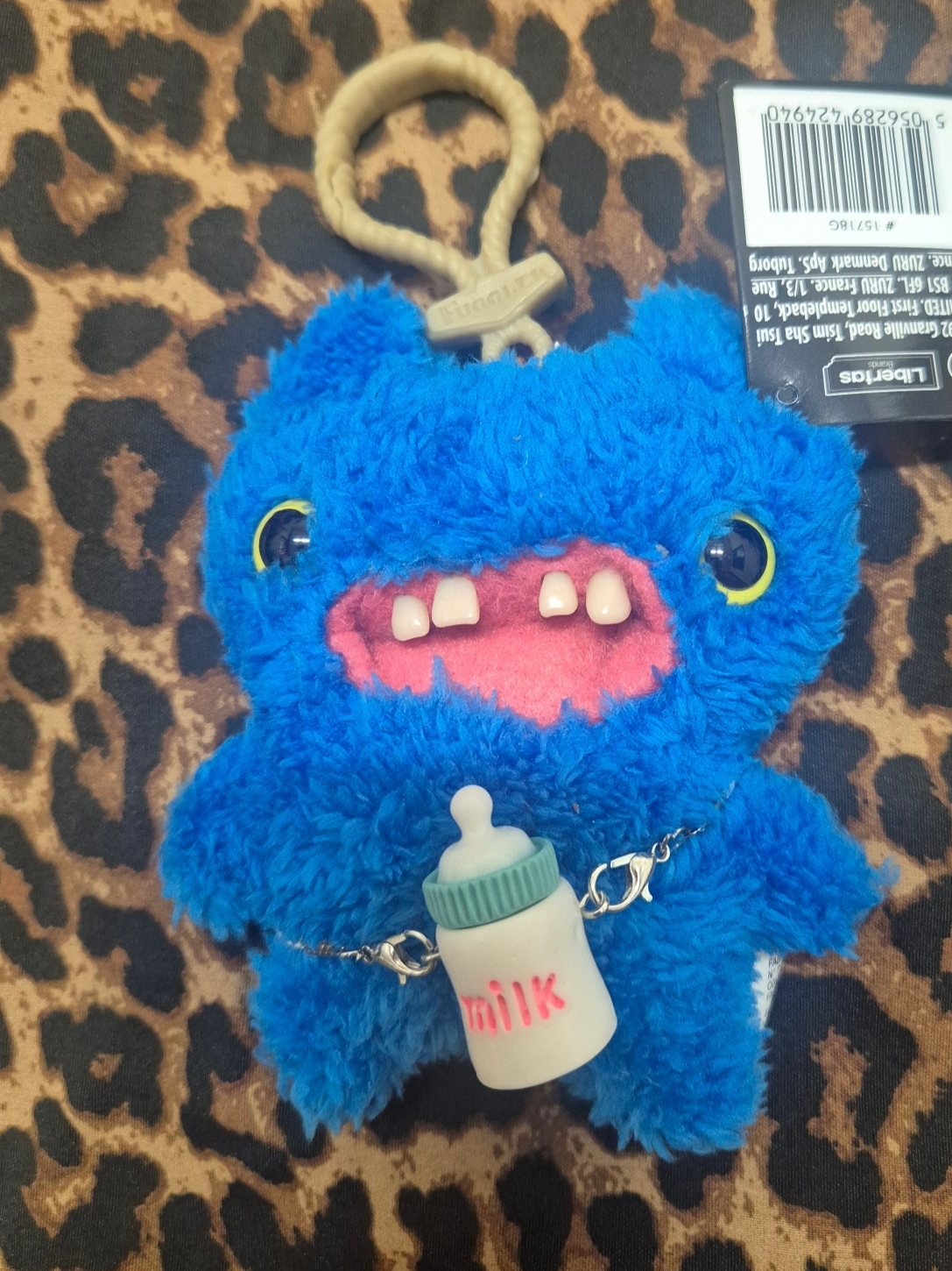 Fuggler Screech Keyring Blue 착용 스타일