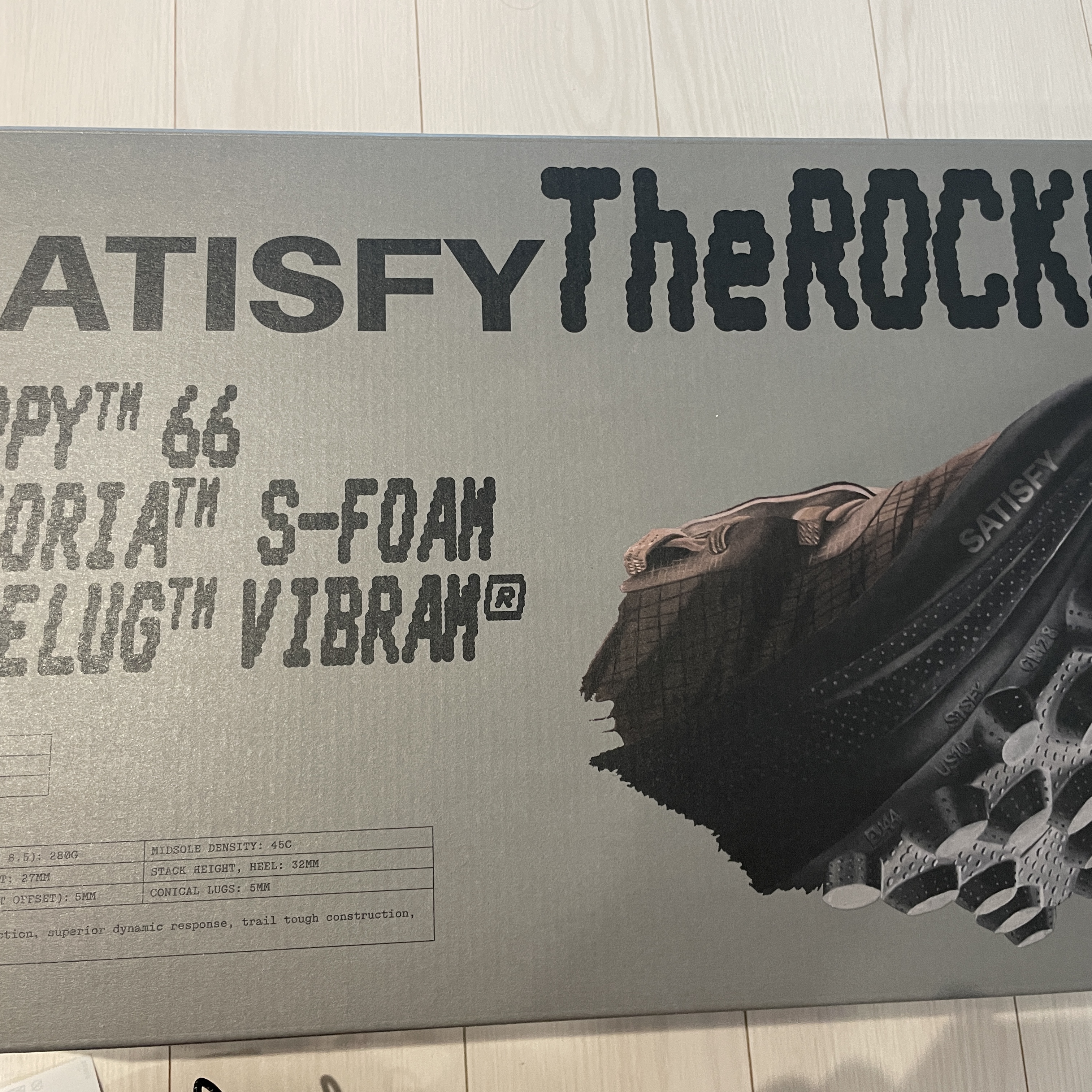 Satisfy The Rocker Shadow (Special Edition), Satisfy Peaceshell Running Cap Black 착용 스타일 - 1