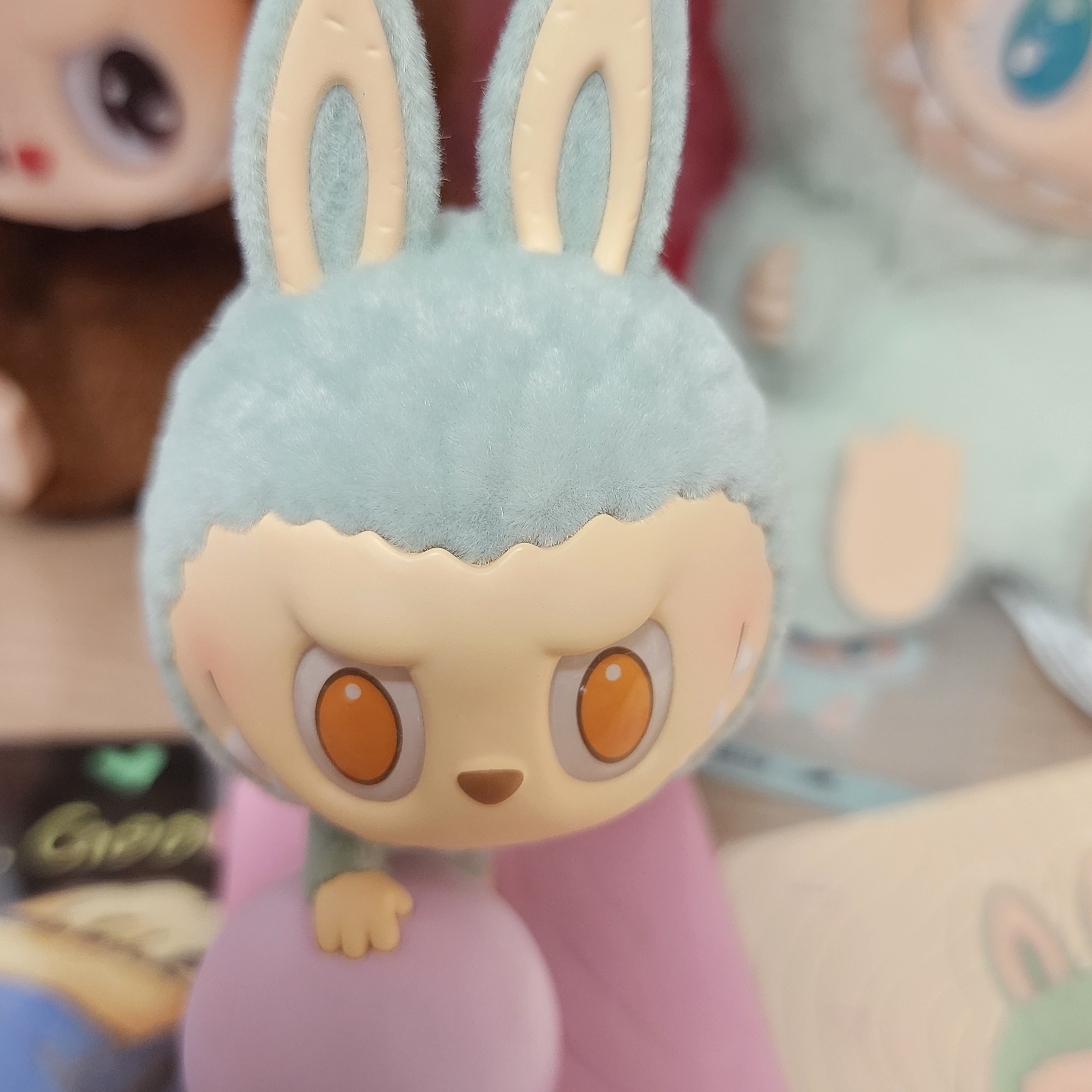 Pop Mart Labubu Lazy Yoga Series (1 Blind Box) 착용 스타일