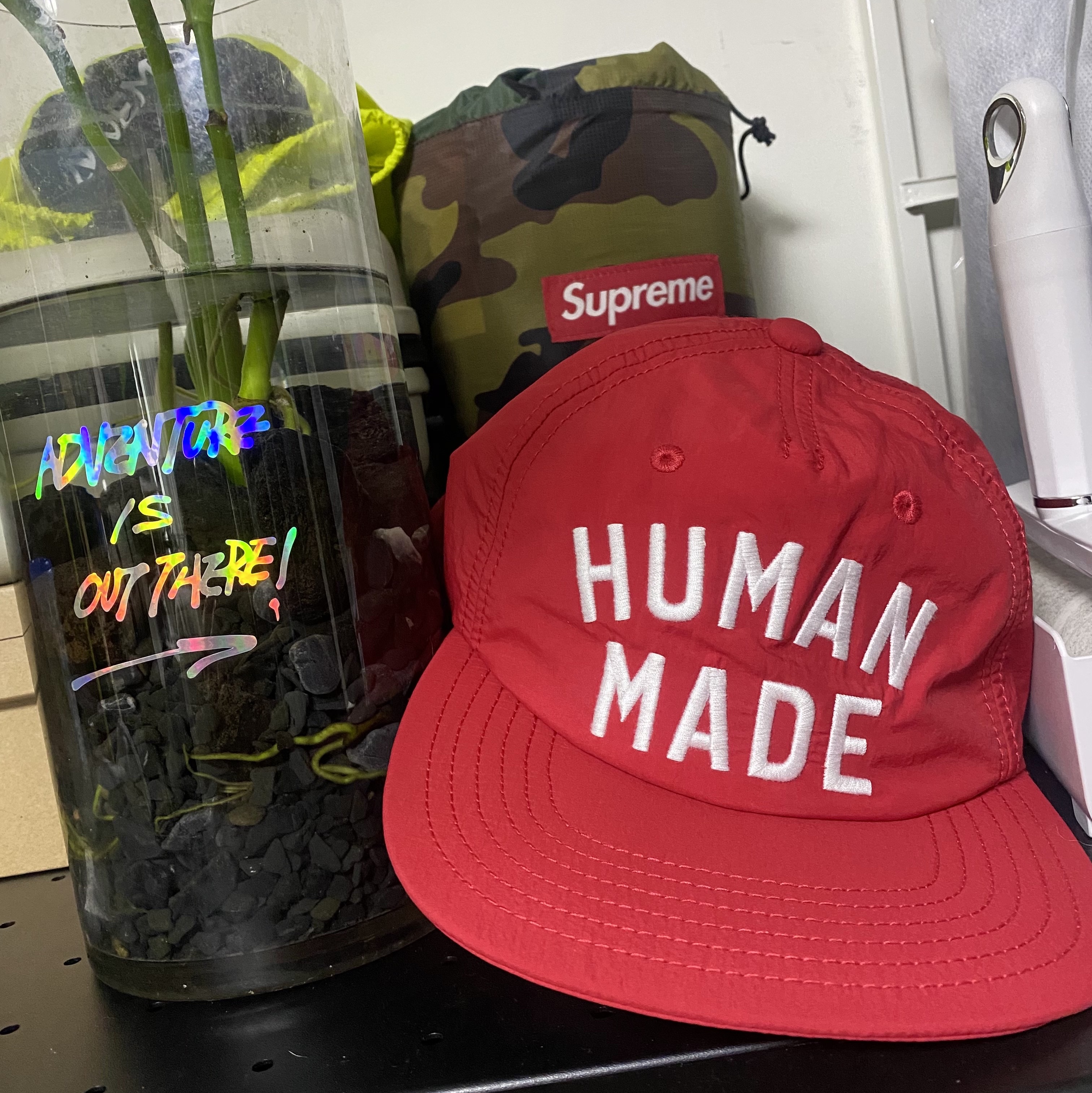 Human Made 5 Panel Nylon Cap Red, Supreme x Sea to Summit Self Inflating Sleeping Mat Woodland Camo - 21SS 착용 스타일