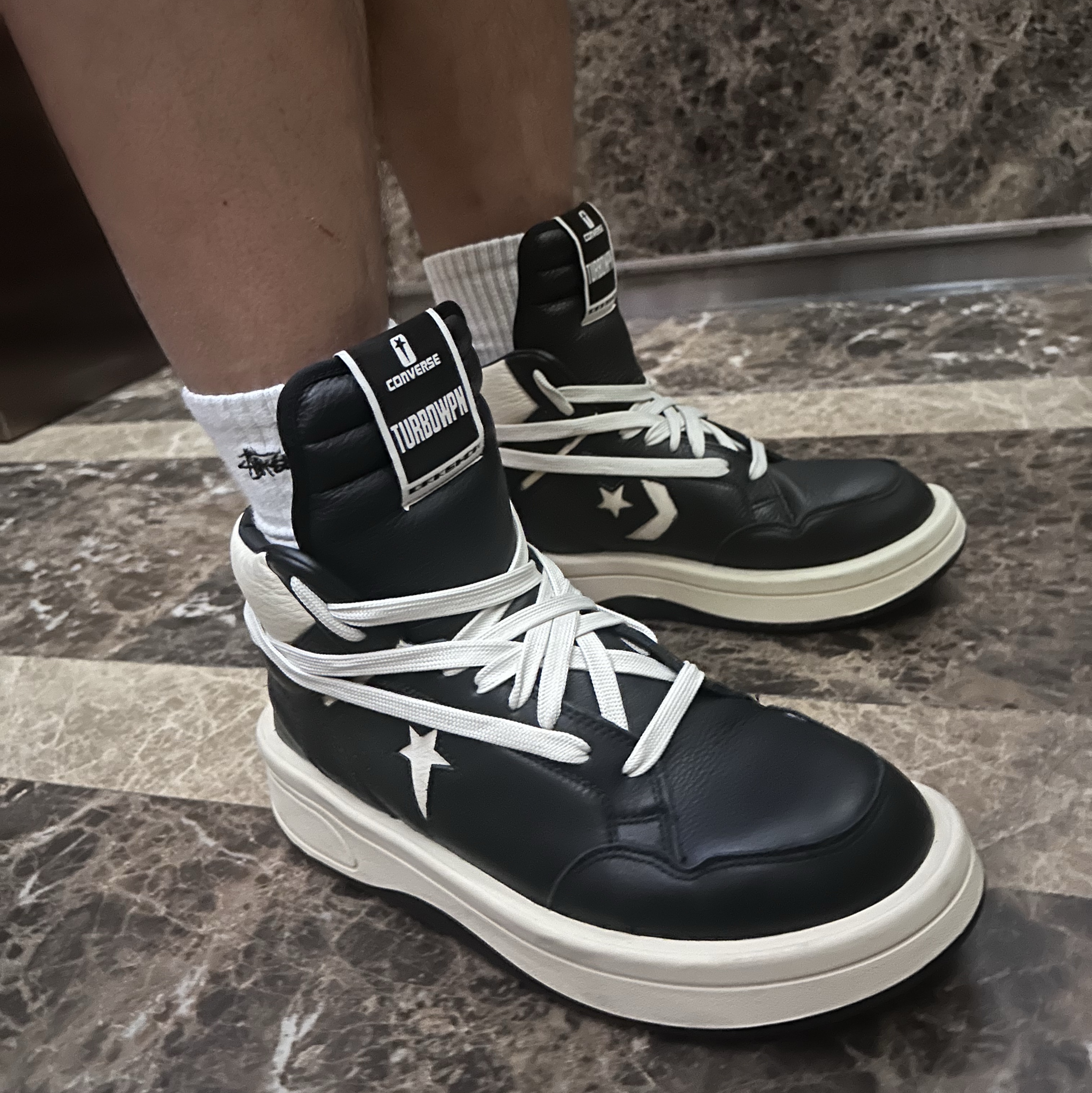 Stussy x Rick Owens 40 WT T-Shirt, Stussy Denim Big OL' Shorts Washed Black 착용 스타일 - 4